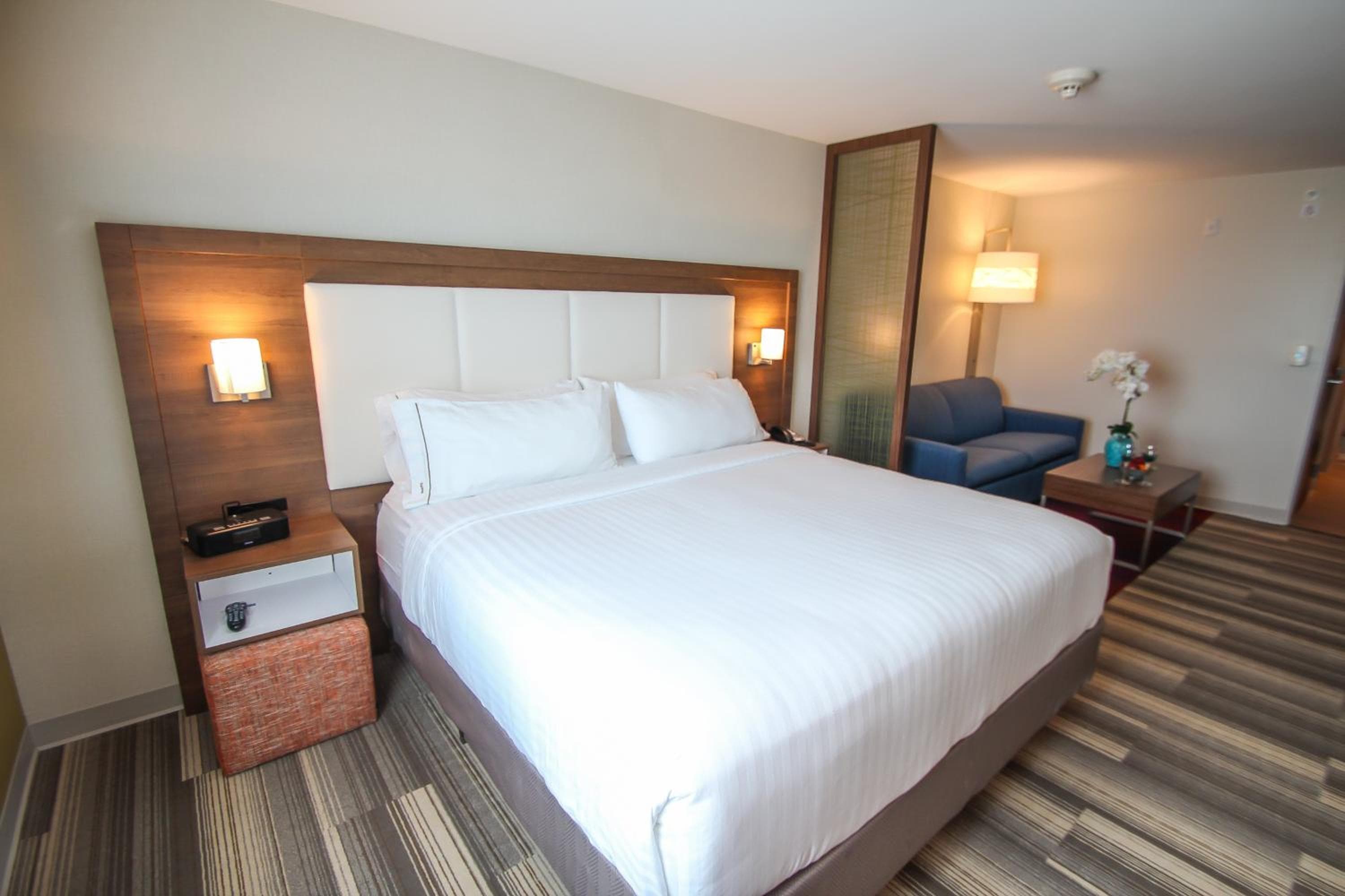 Holiday Inn Express & Suites Miami Airport East by IHG — 27