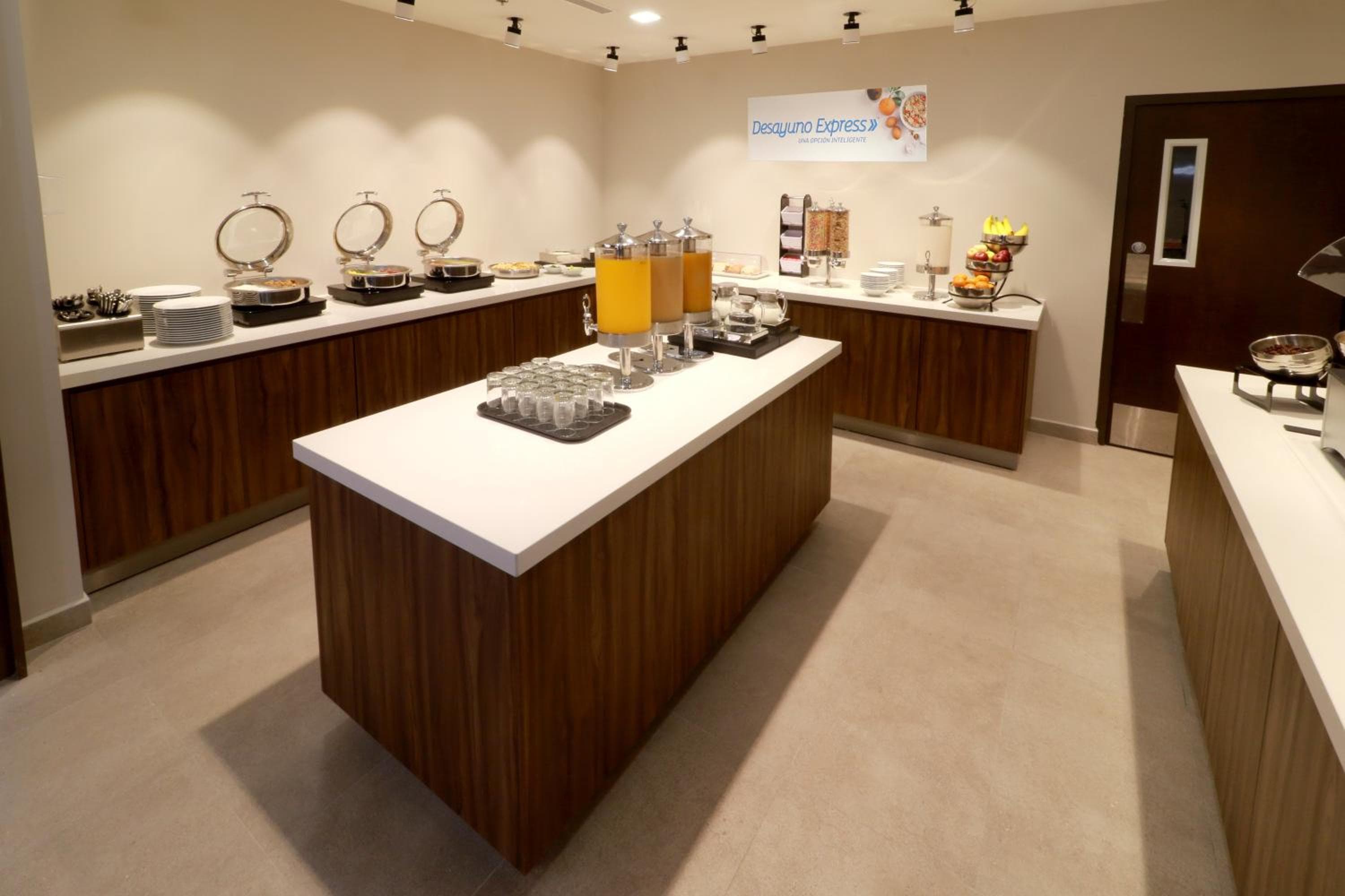 Holiday Inn Express & Suites - Playa del Carmen, un hotel IHG — 14