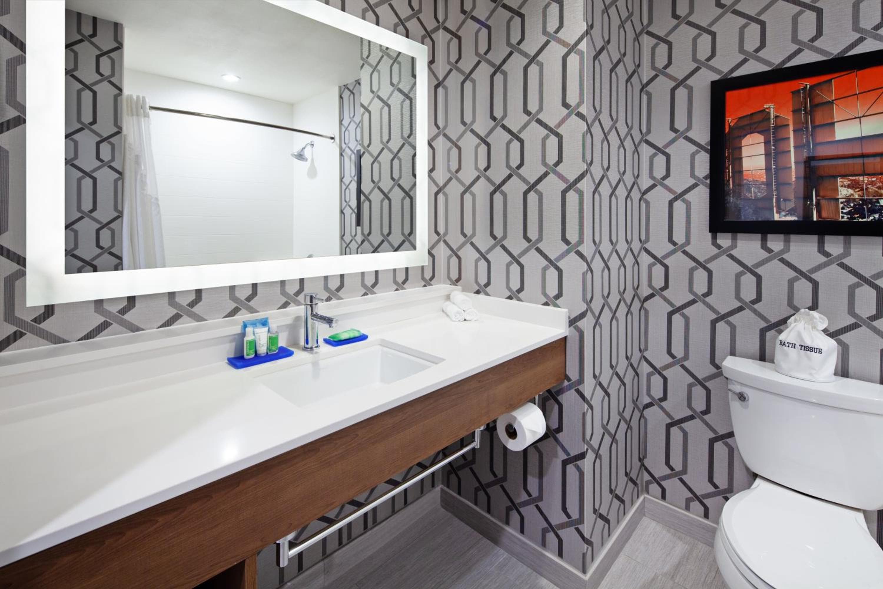 Holiday Inn Express Hollywood Walk of Fame by IHG — 2