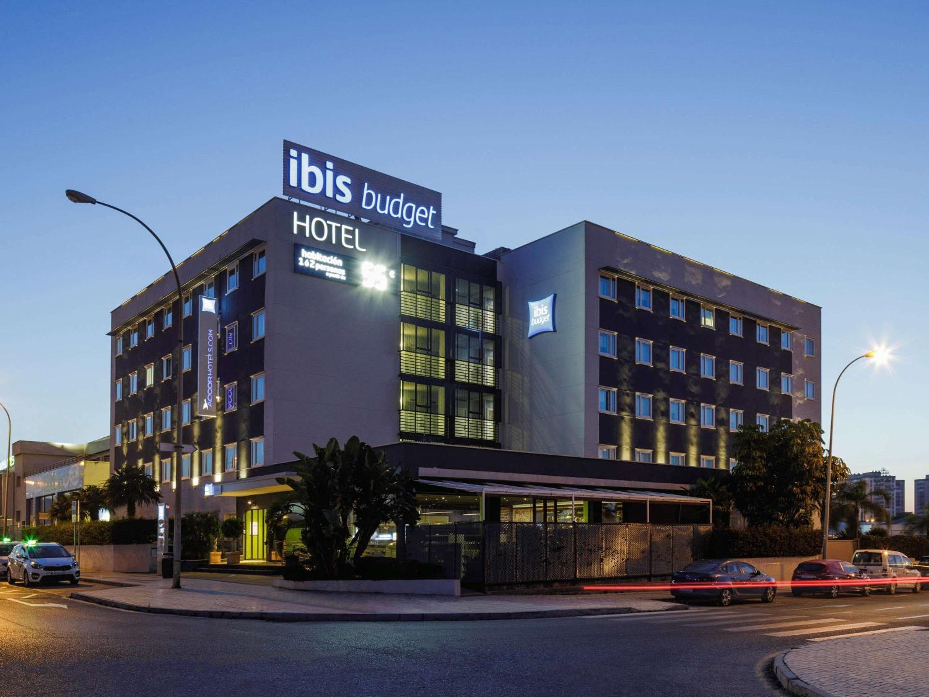 Ibis Budget Málaga Aeropuerto Avenida de Velazquez — 13