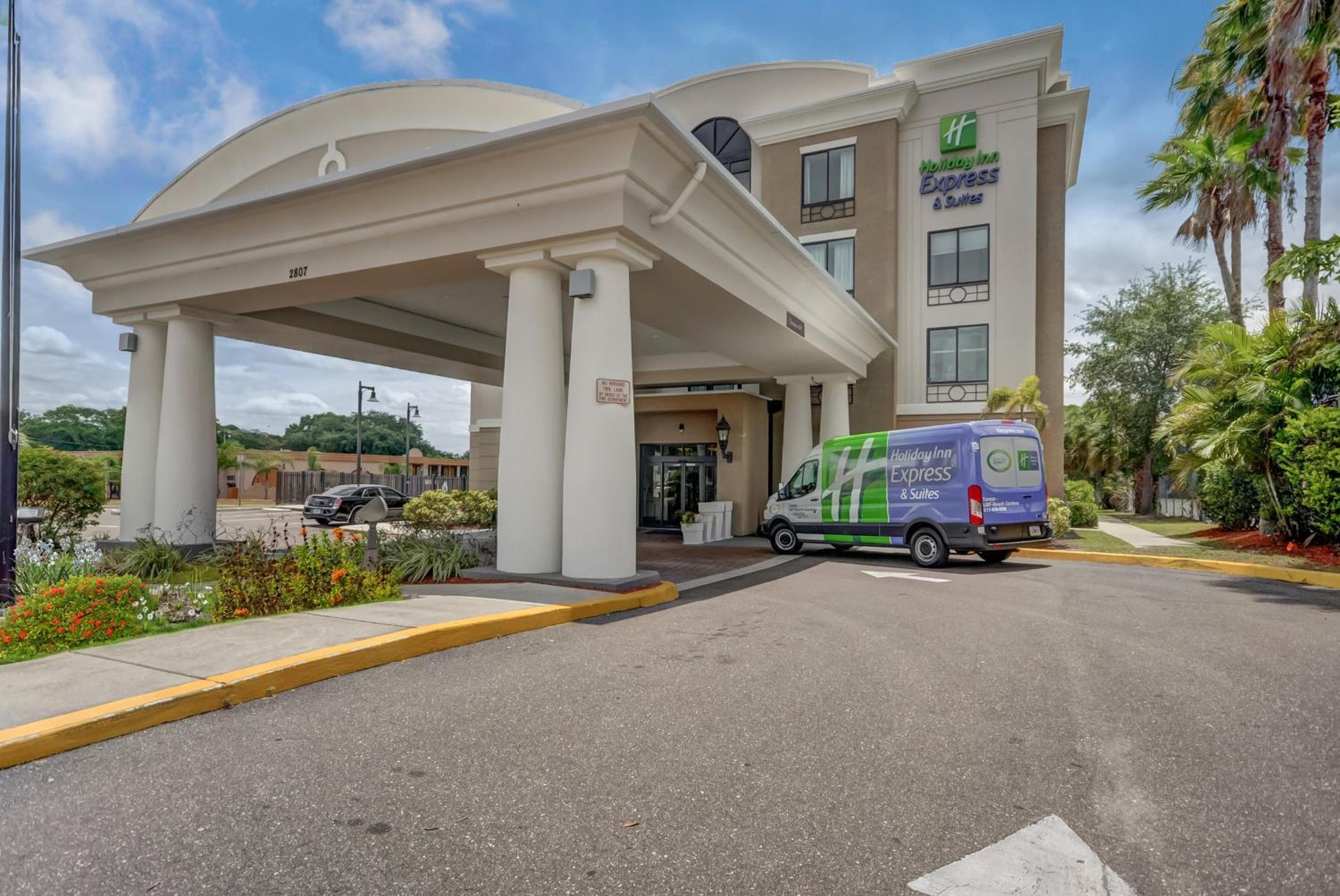 Holiday Inn Express Hotel & Suites Tampa-USF-Busch Gardens by IHG — 26
