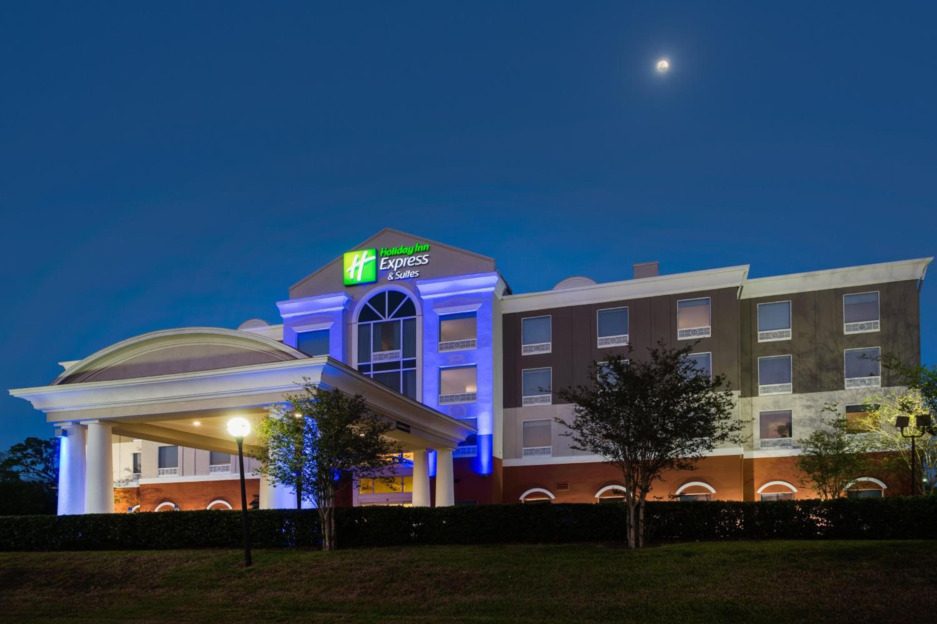 Holiday Inn Express Hotel & Suites Tampa-Fairgrounds-Casino, ein IHG Hotel — 12