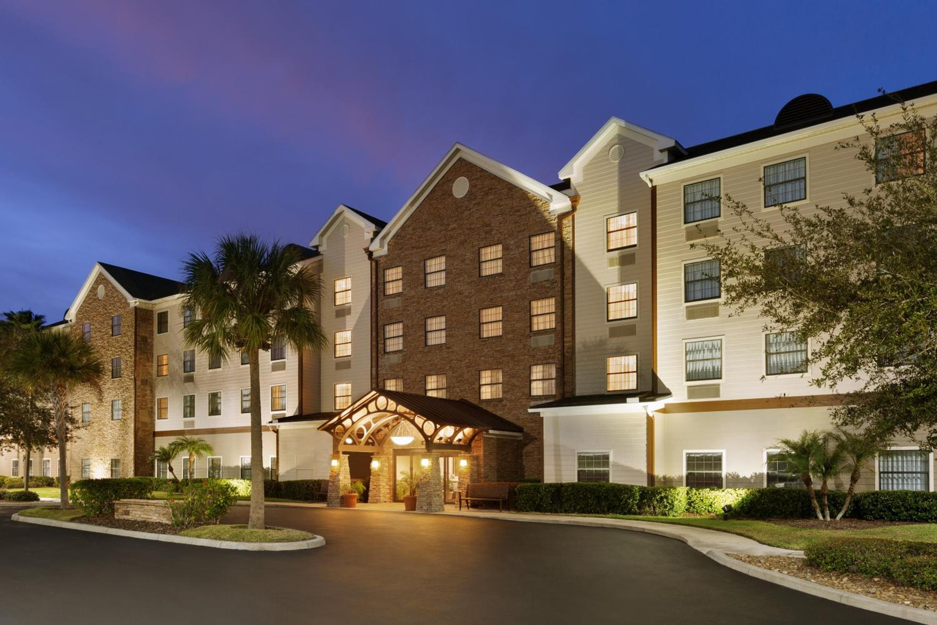 Staybridge Suites Tampa East- Brandon by IHG — 1