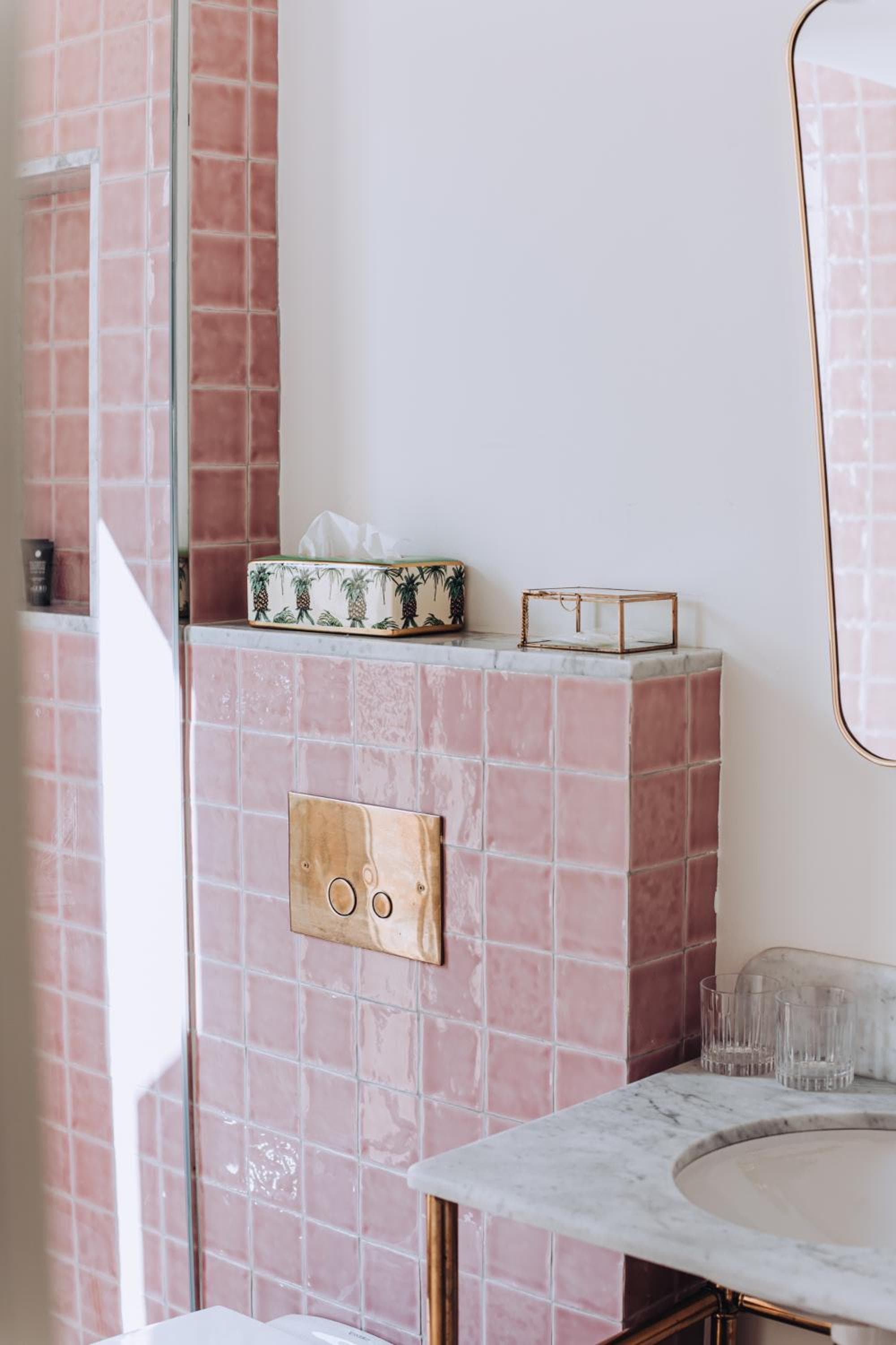 Ocho Suites & Kitchen — 29