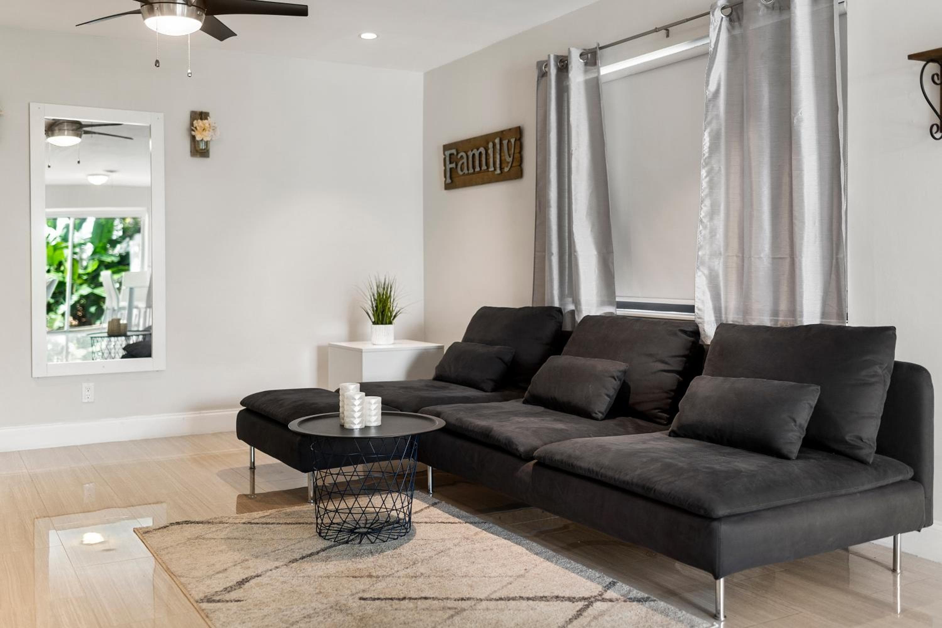 Alani Bay Condos — 24