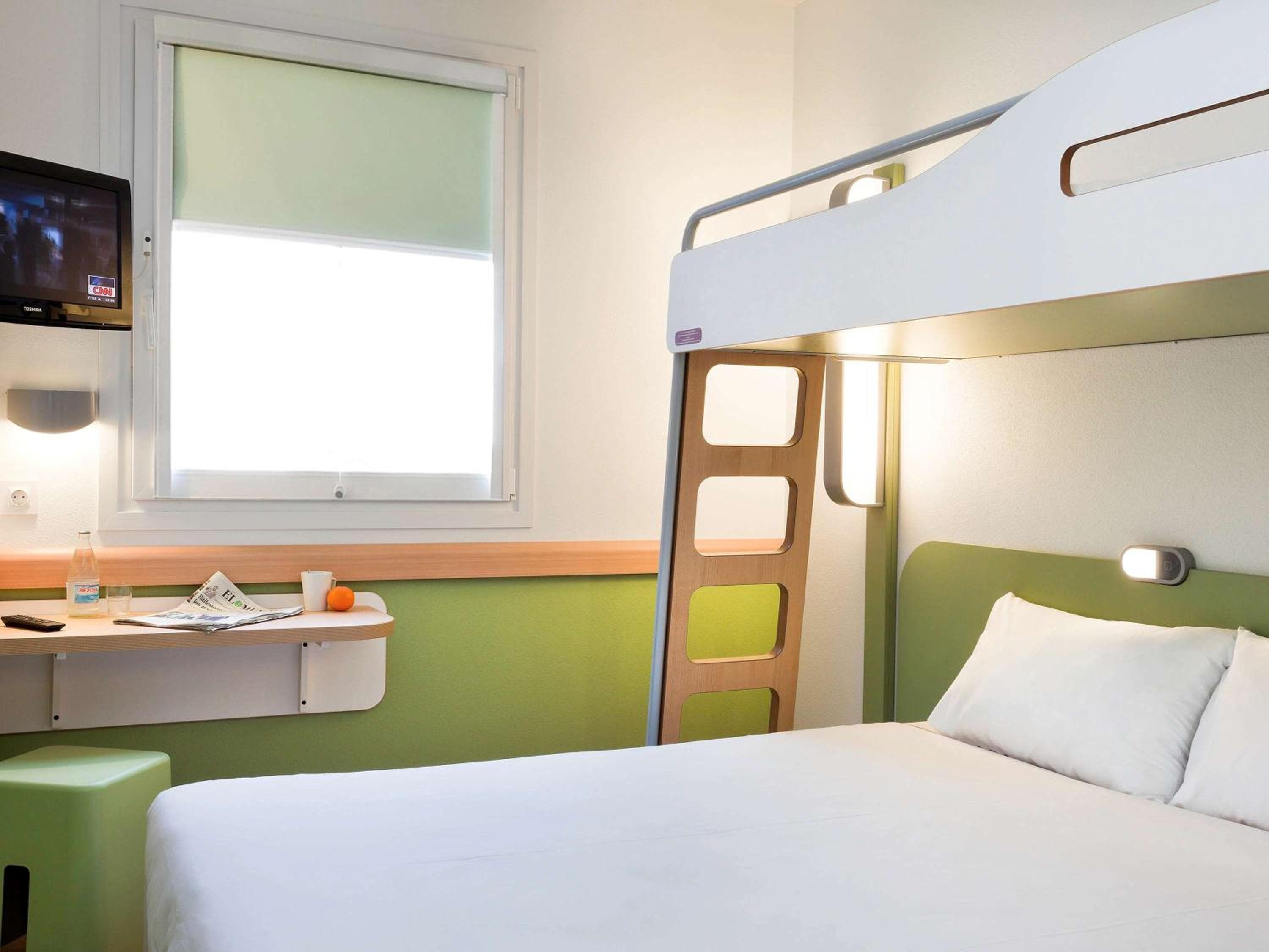 Ibis Budget Málaga Centro — 26