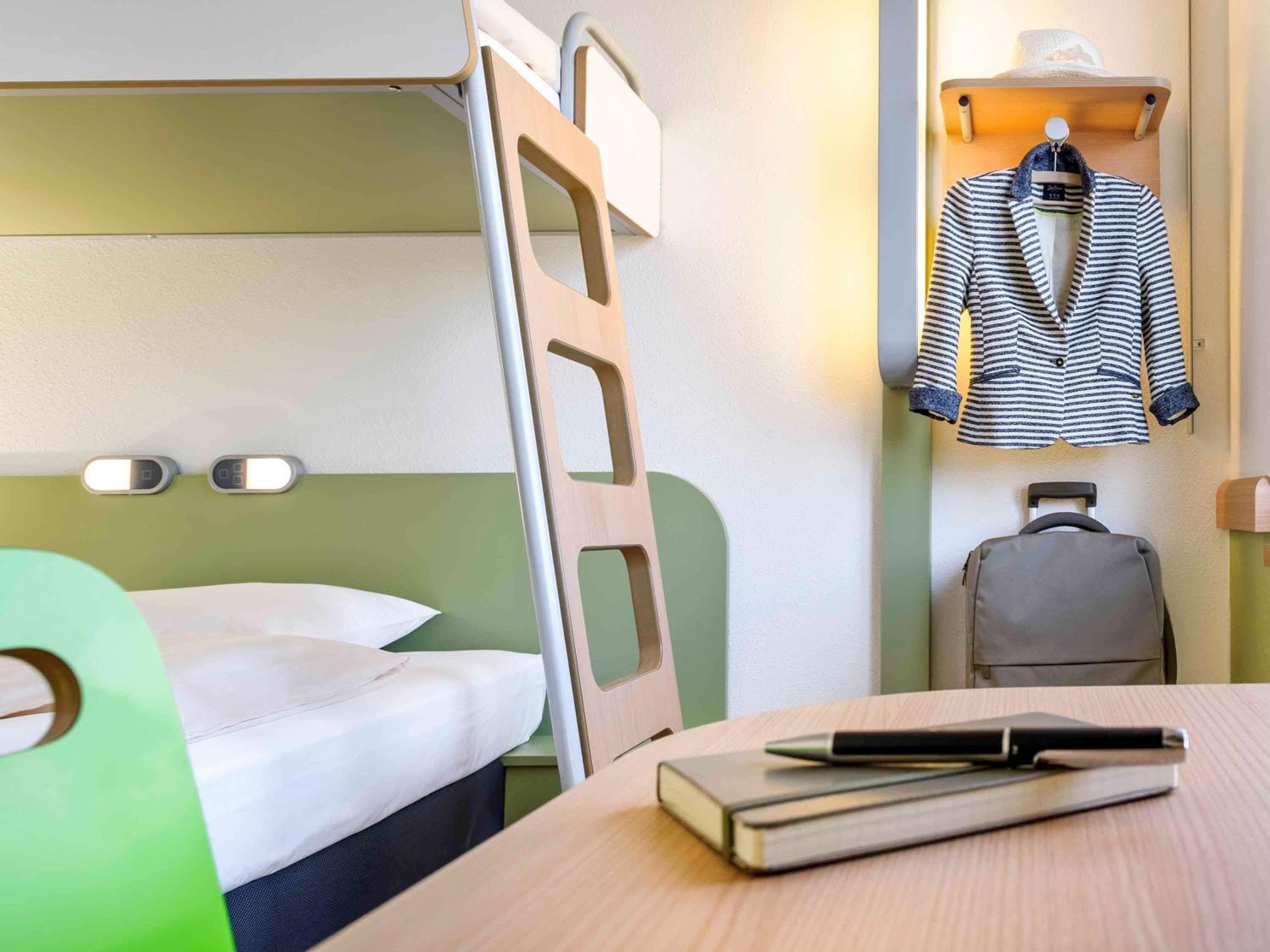 Ibis Budget Málaga Centro — 15