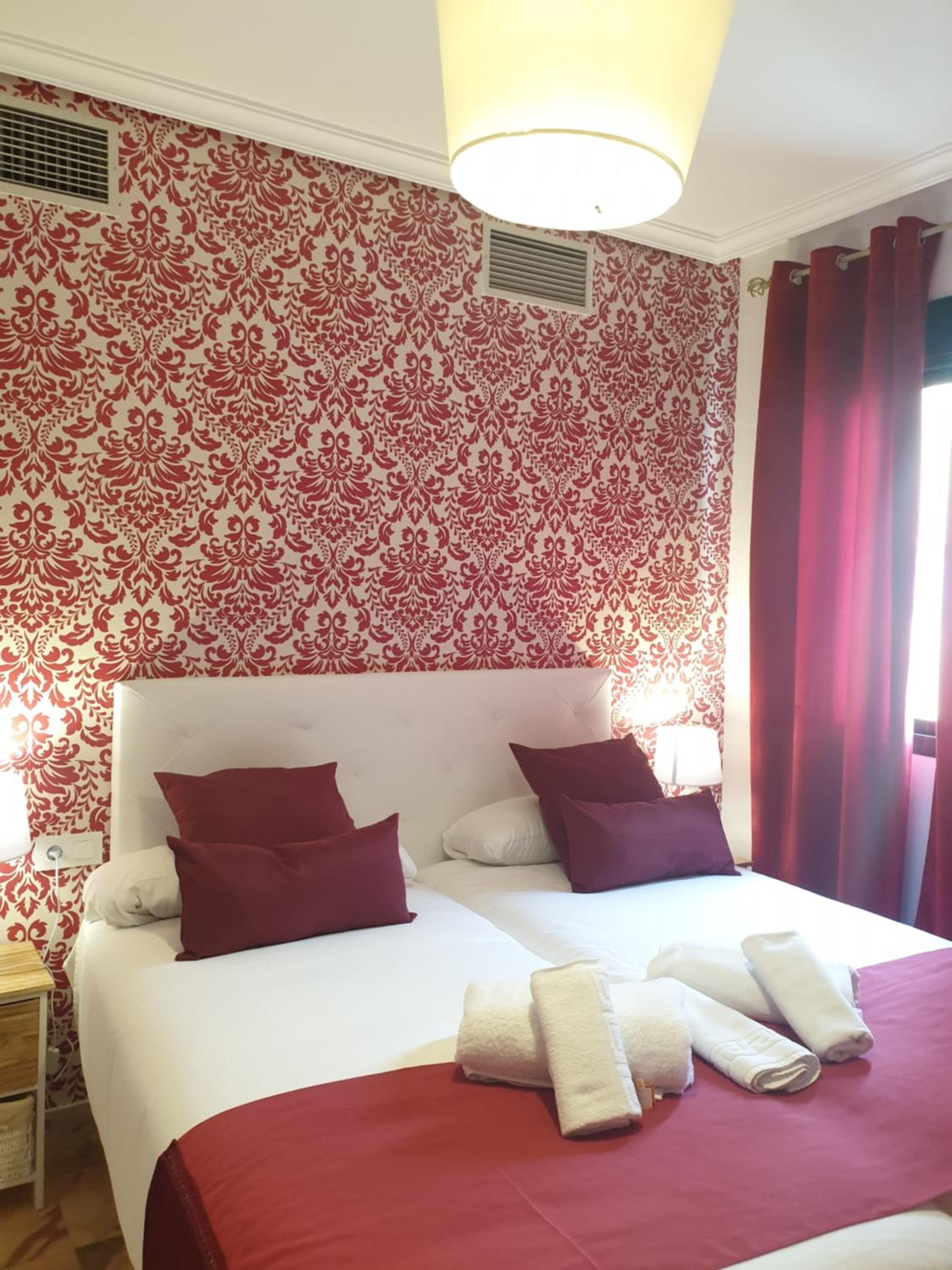 Hotel y Apartamentos Doña Lola — 16