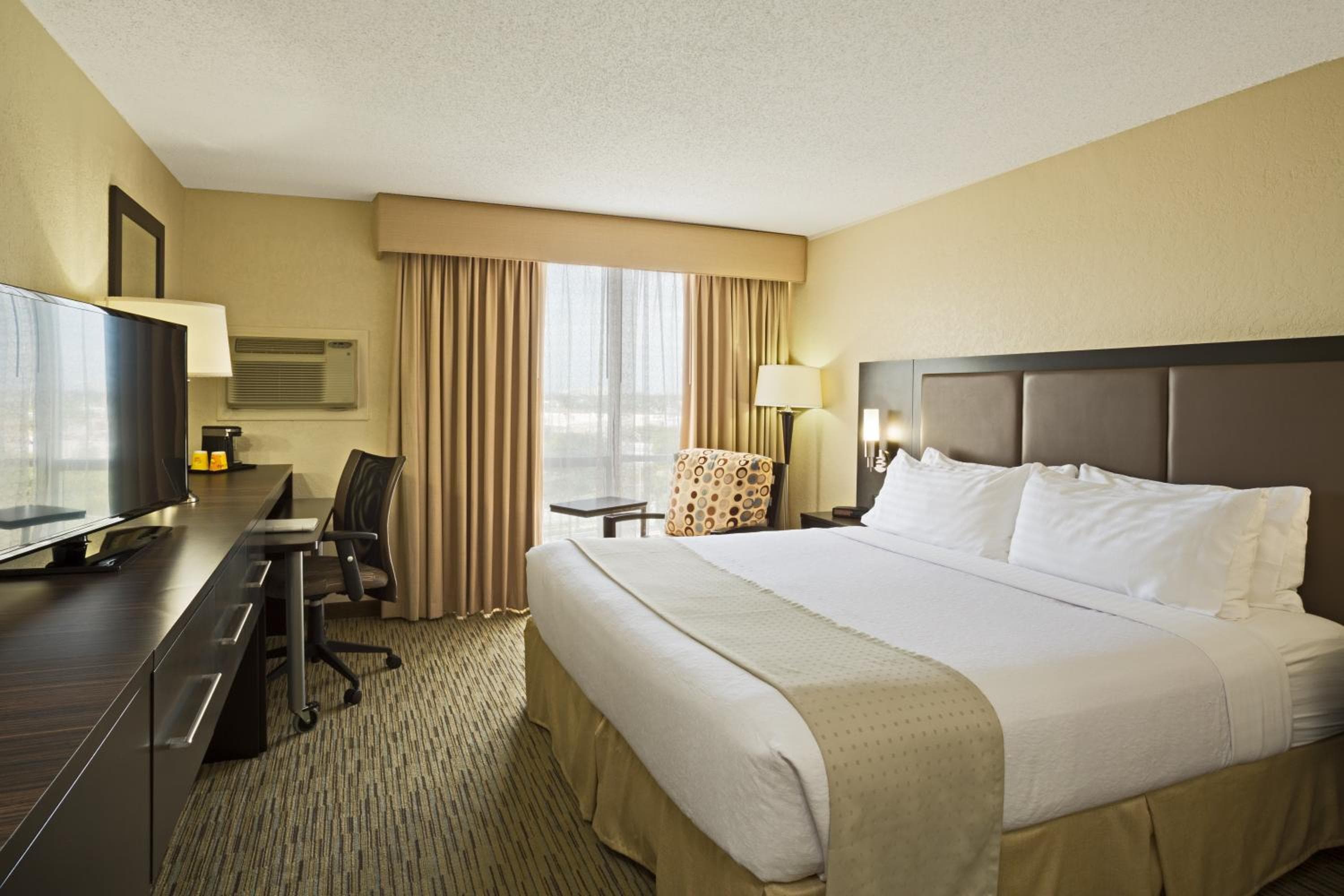 Holiday Inn Miami International Airport, ein IHG Hotel — 11
