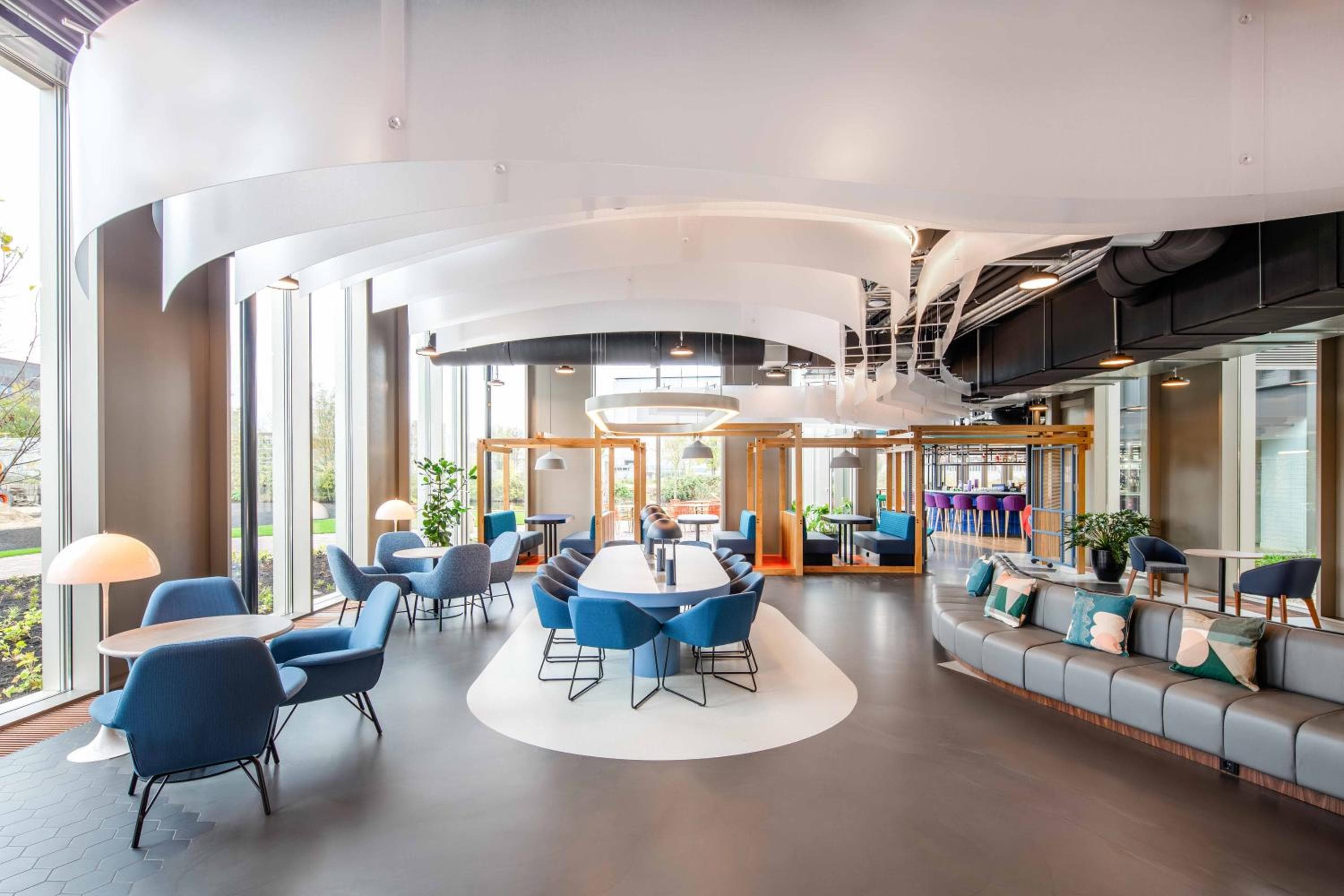 YOTEL Amsterdam — 11