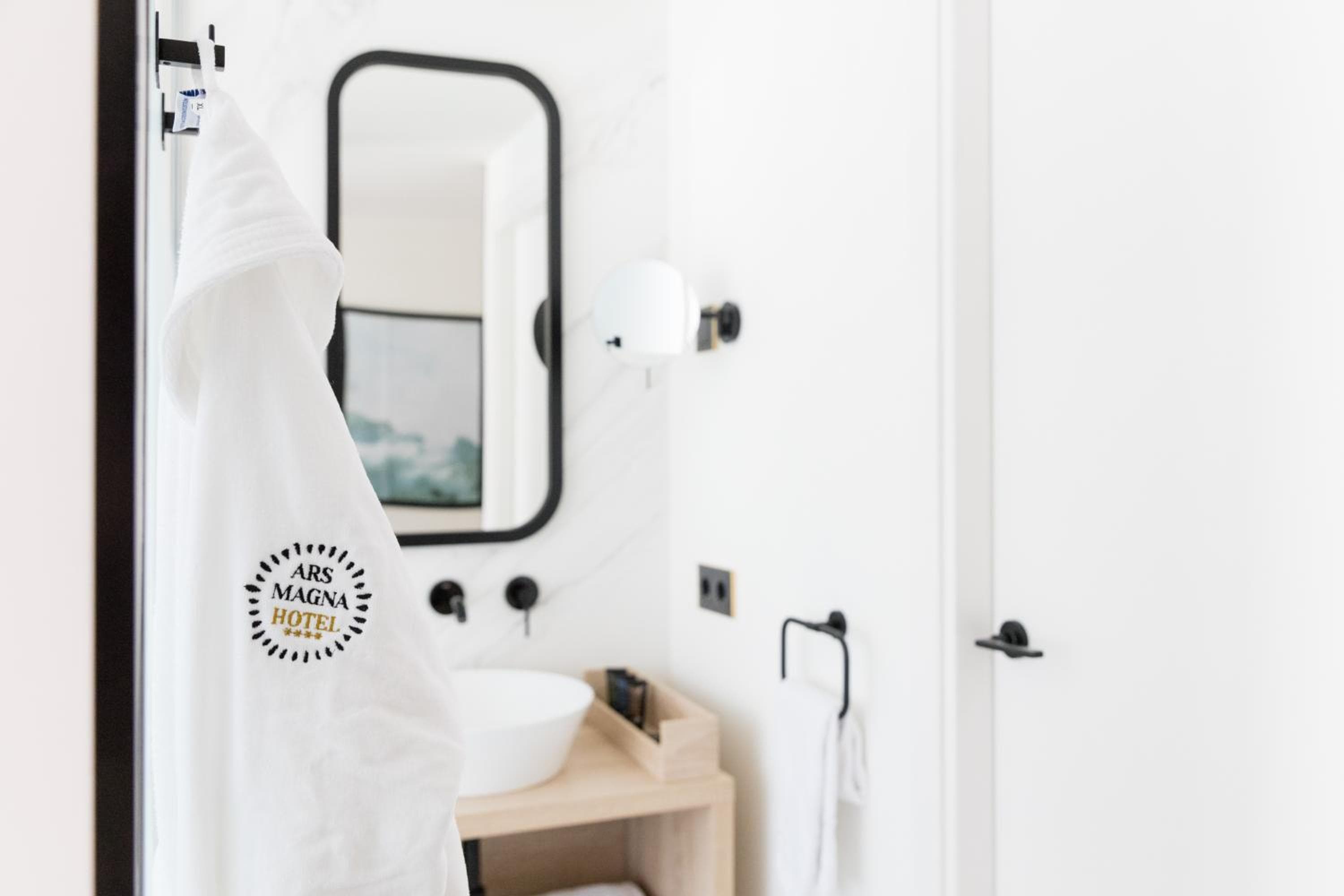 Ars Magna Bleisure Hotel — 8