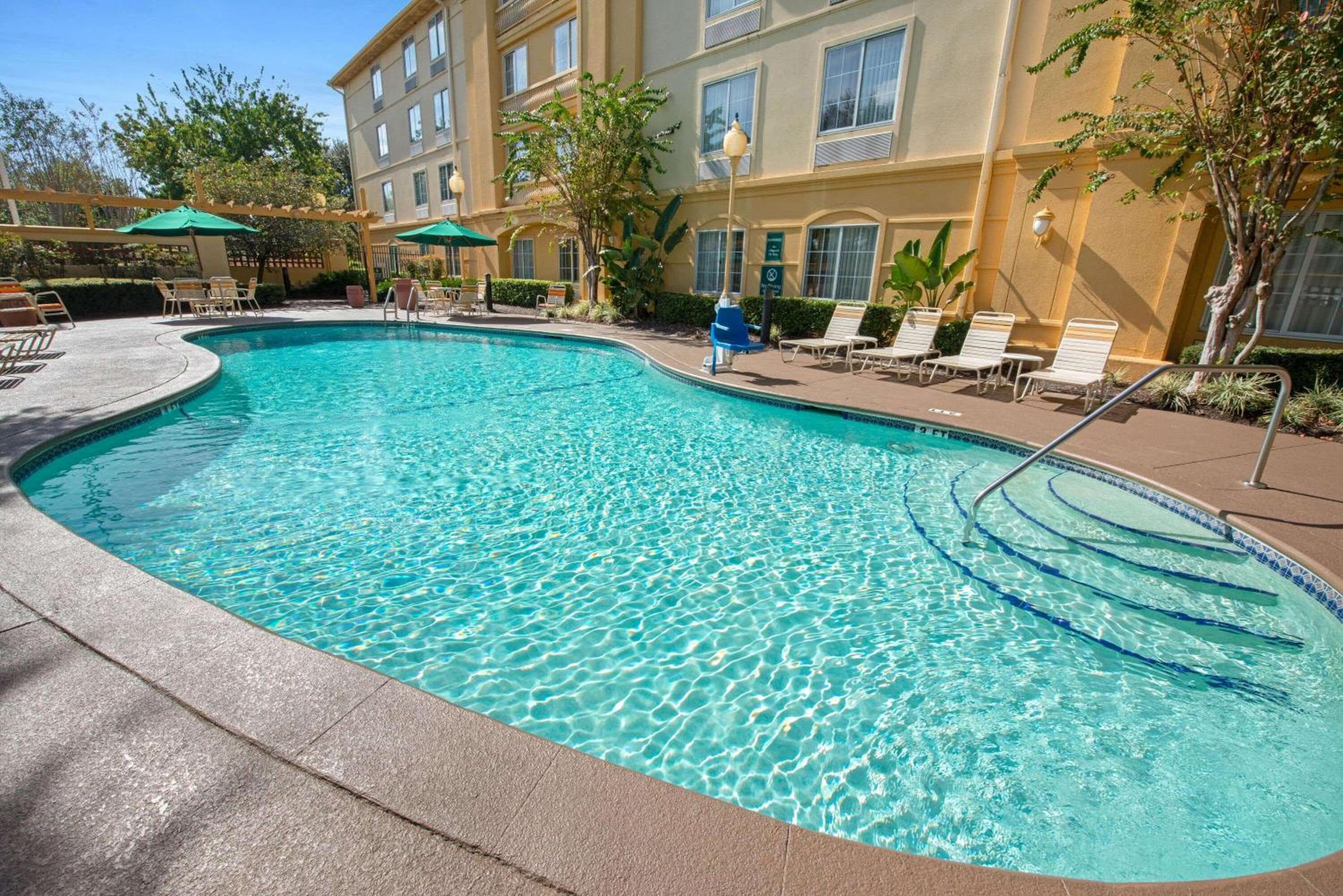 La Quinta by Wyndham USF (cerca de Busch Gardens) — 12