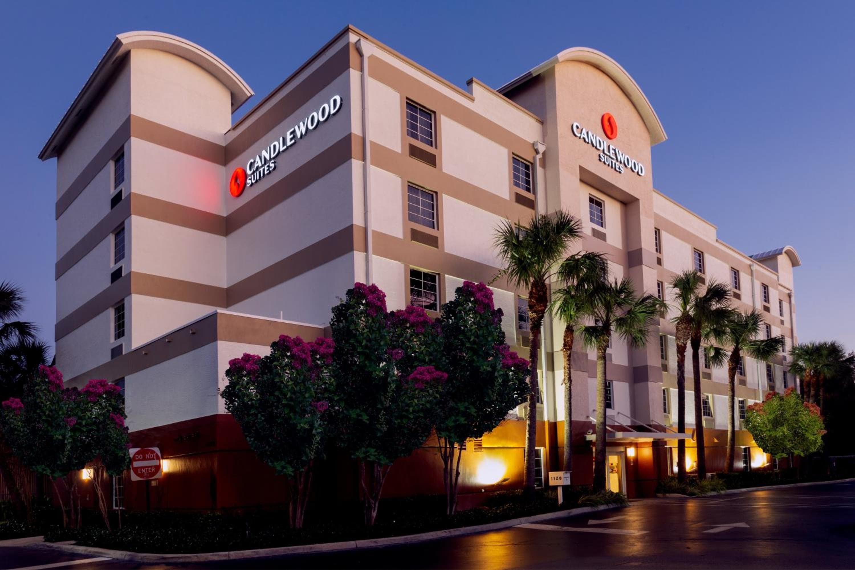 Candlewood Suites Fort Lauderdale Airport-Cruise, un hotel IHG — 1