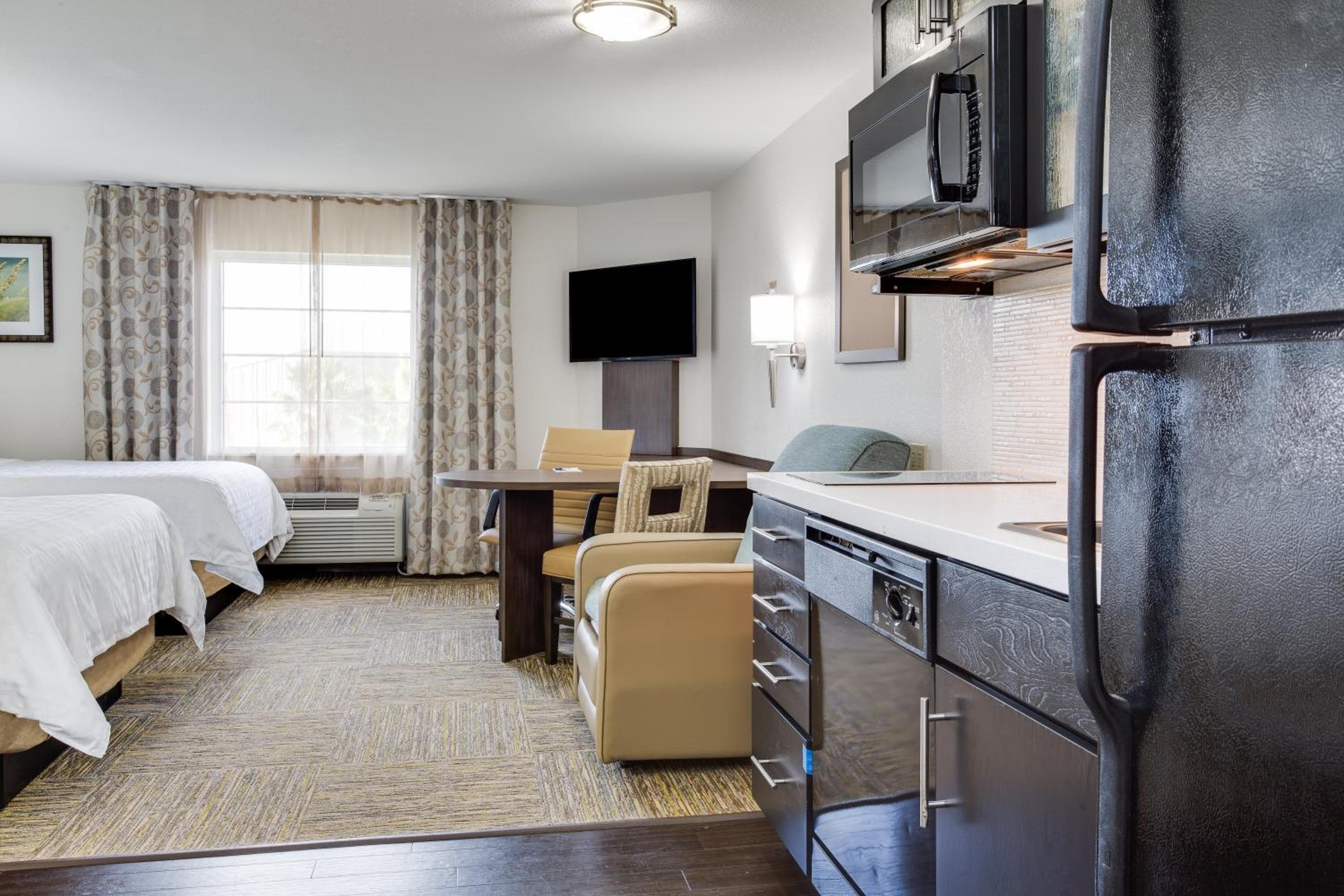 Candlewood Suites Fort Lauderdale Airport-Cruise by IHG — 6