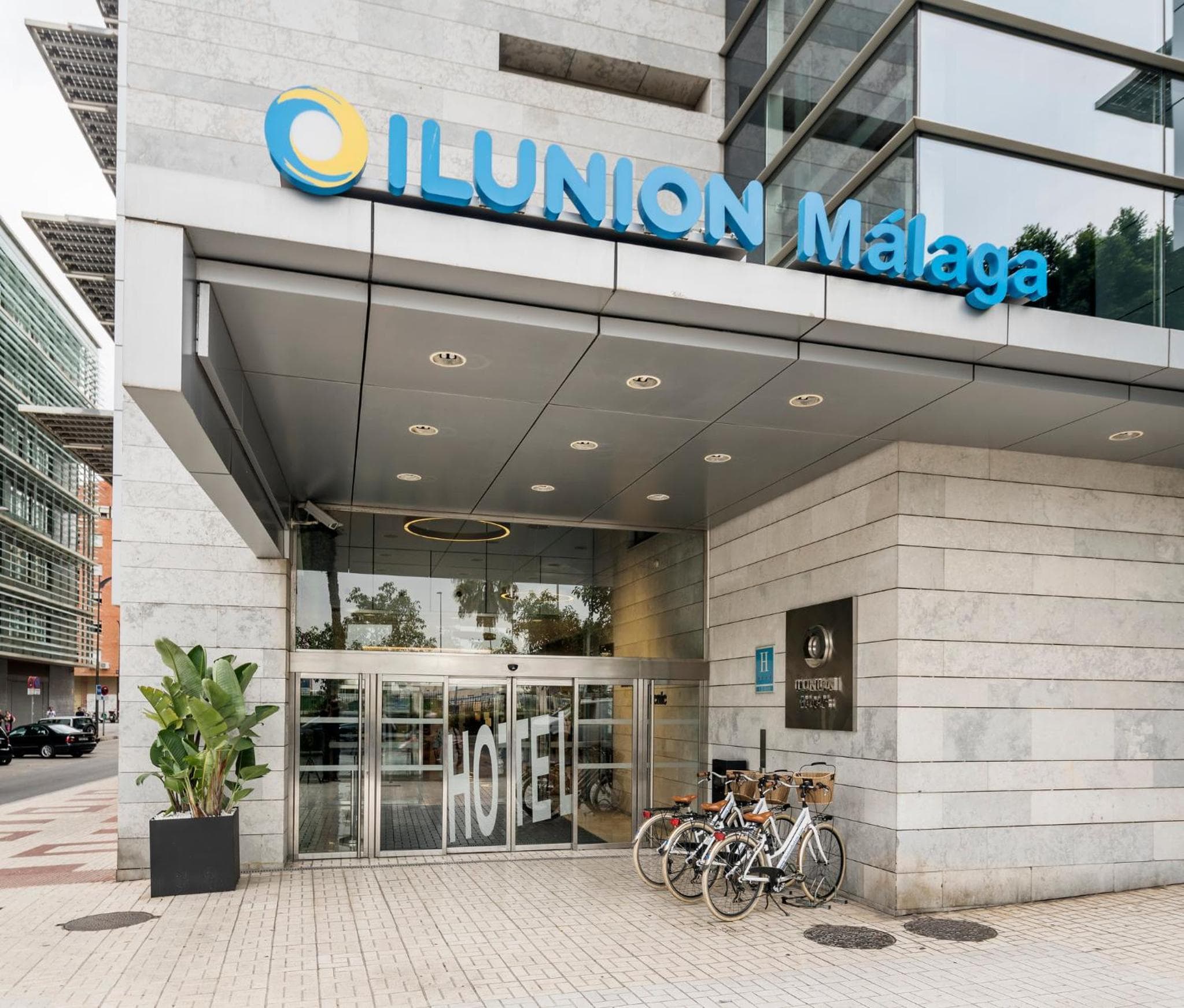Ilunion Málaga — 4