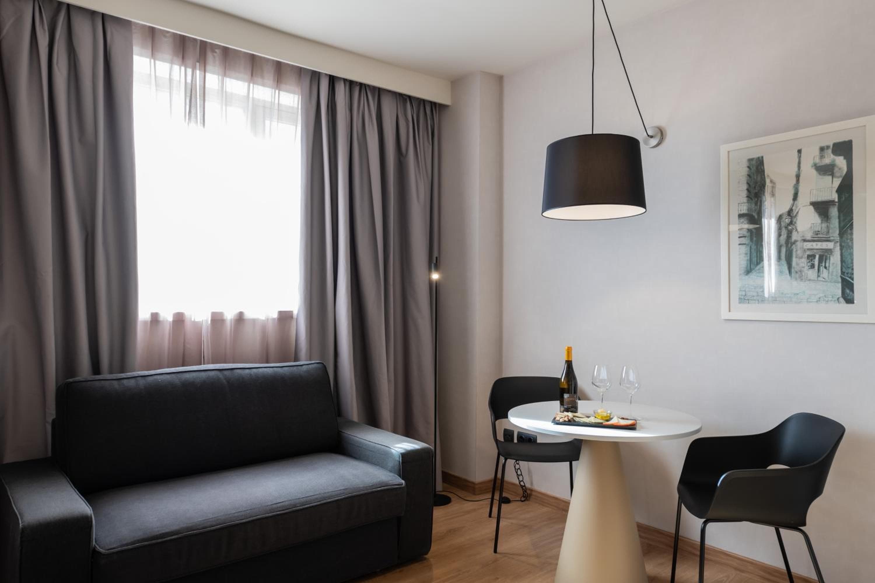 Aparthotel Atenea Barcelona — 22