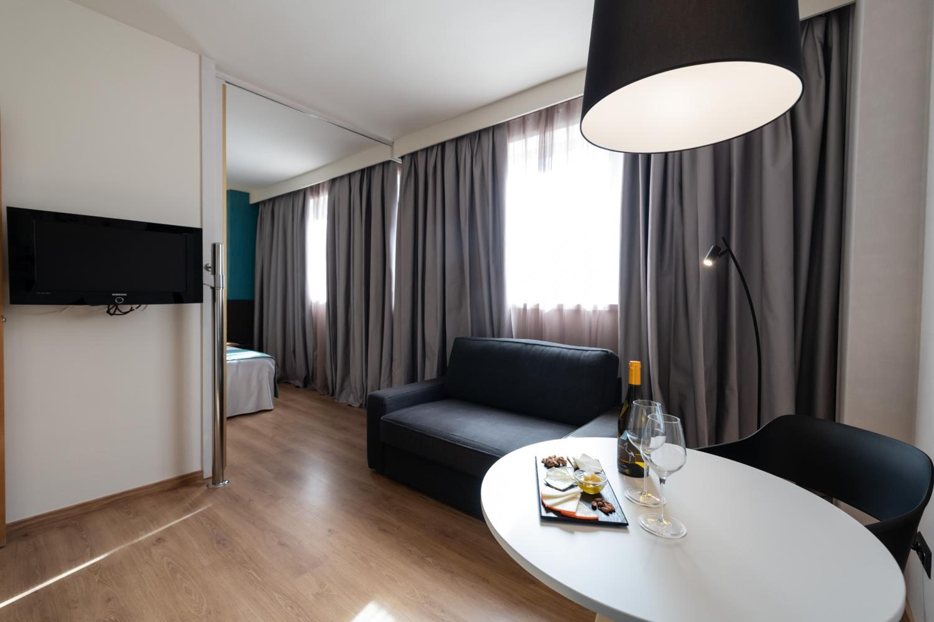 Aparthotel Atenea Barcelona — 20