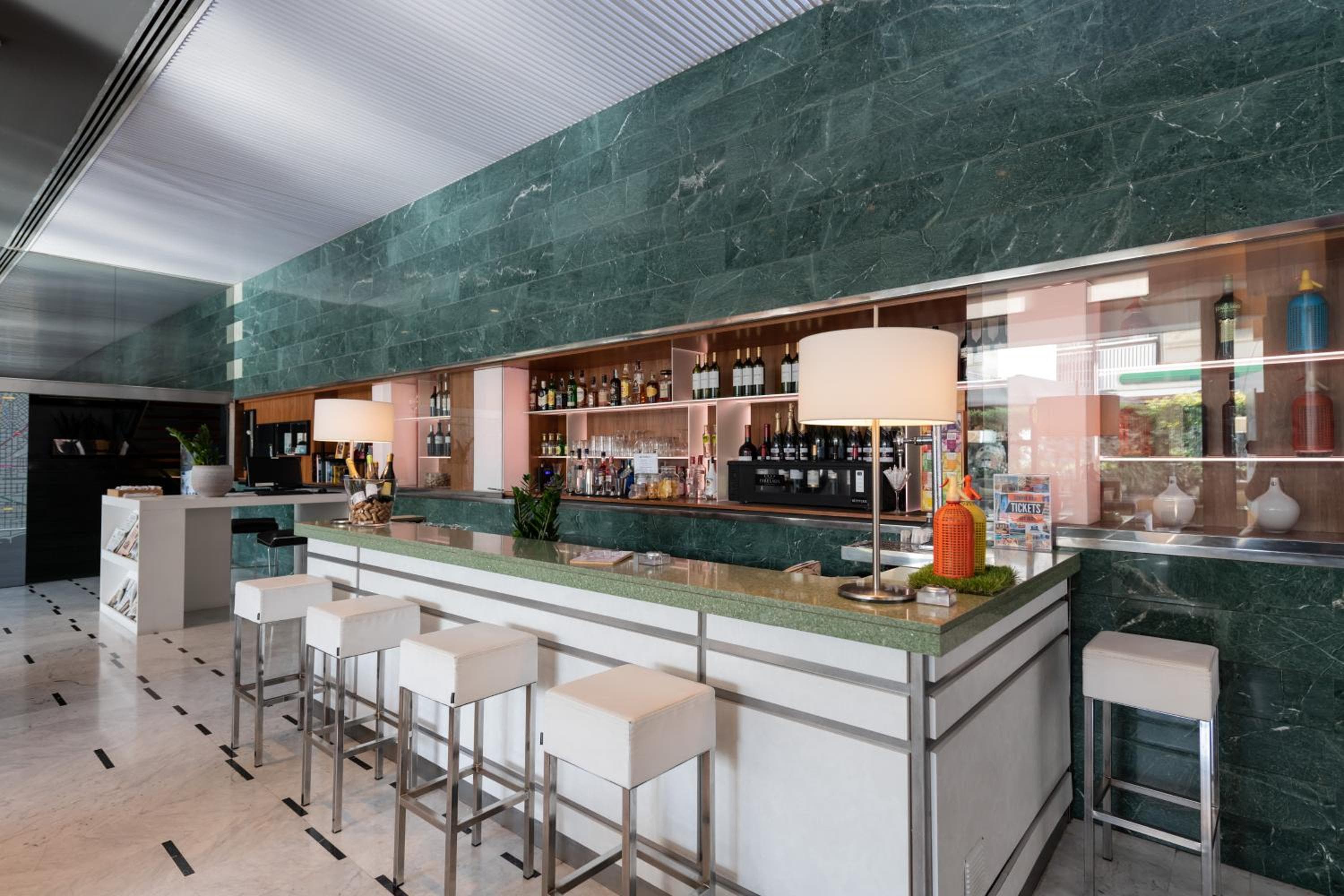 Aparthotel Atenea Barcelona — 24