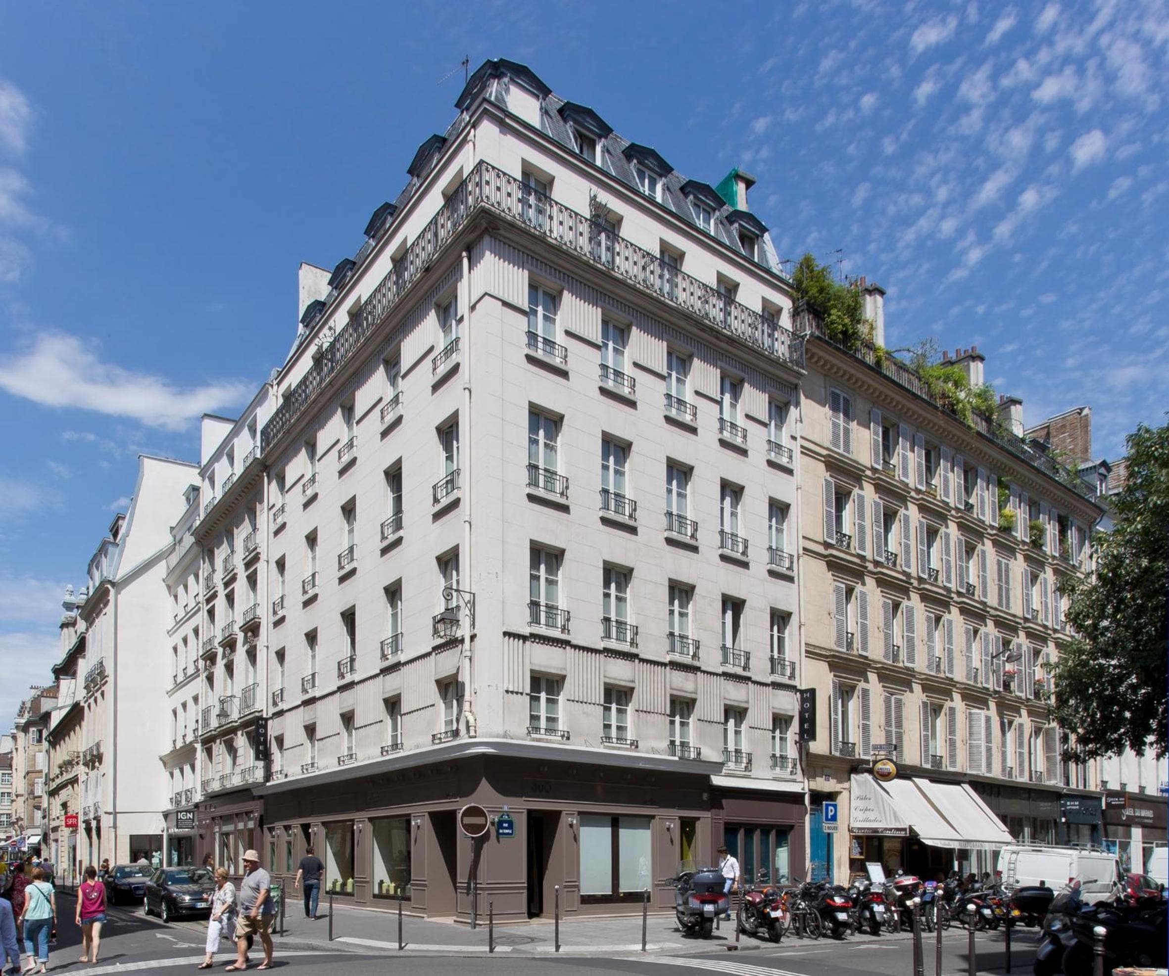 Hôtel Duo — 1