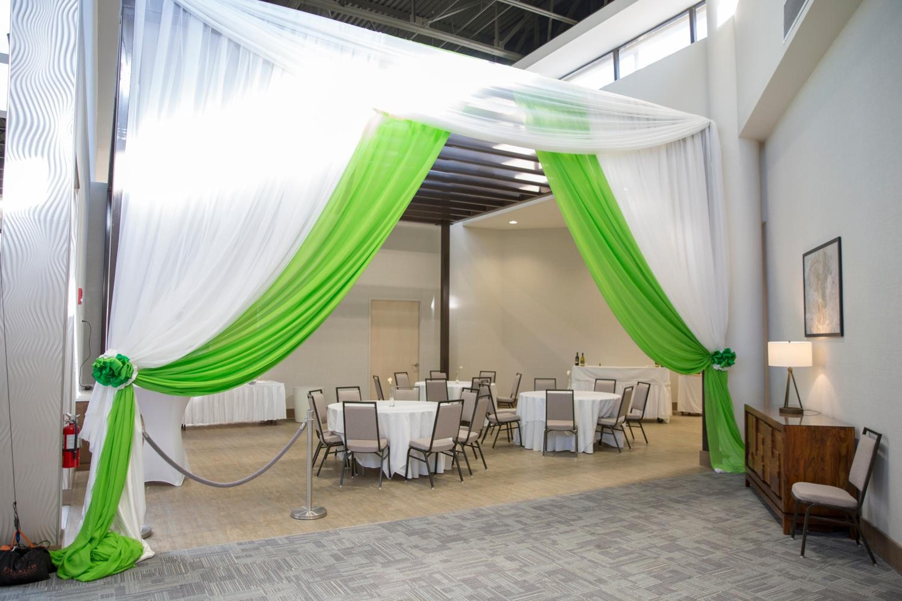 Holiday Inn Orlando International Airport by IHG — 8