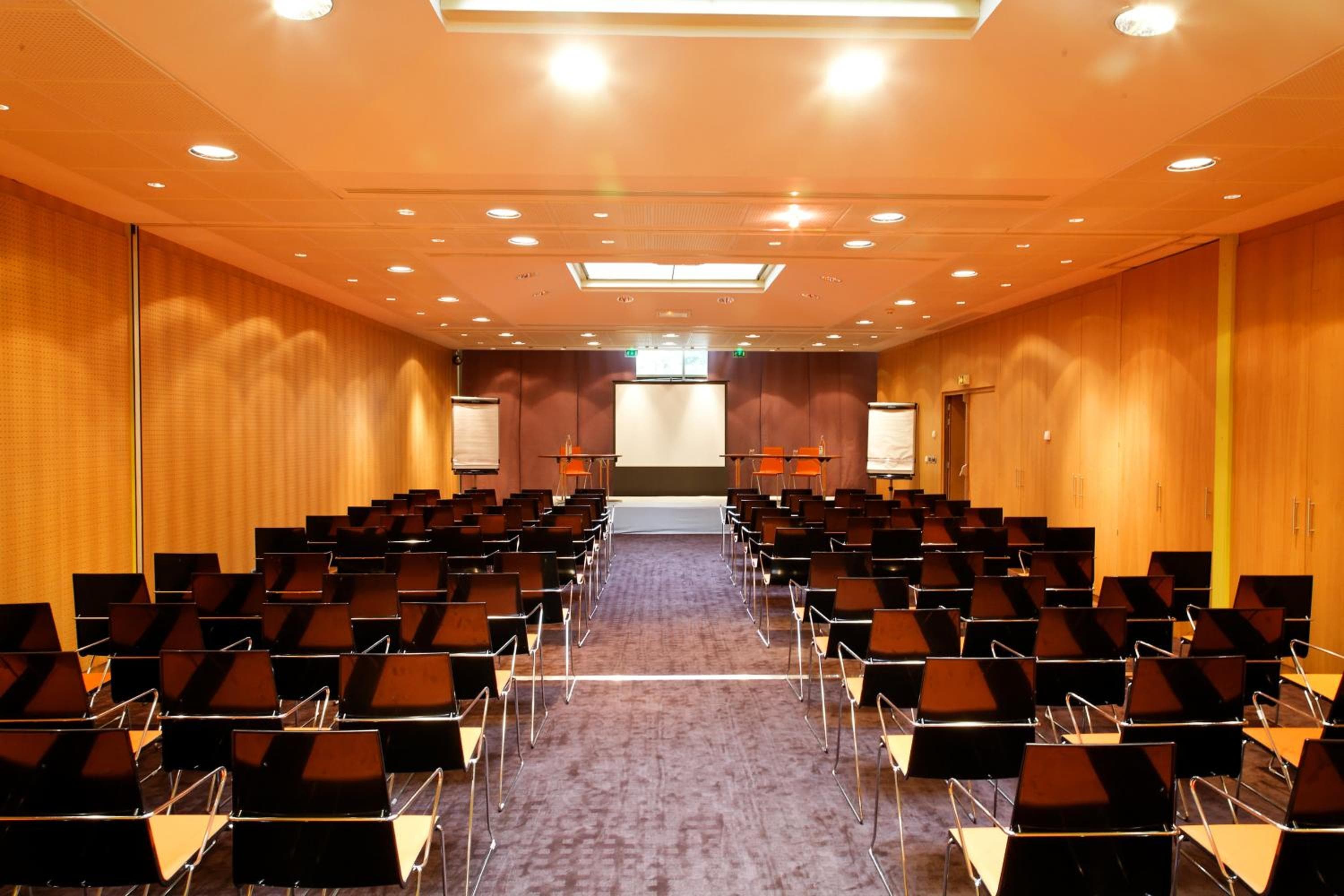 Holiday Inn Express Parigi-Canal De La Villette, un hotel IHG — 2