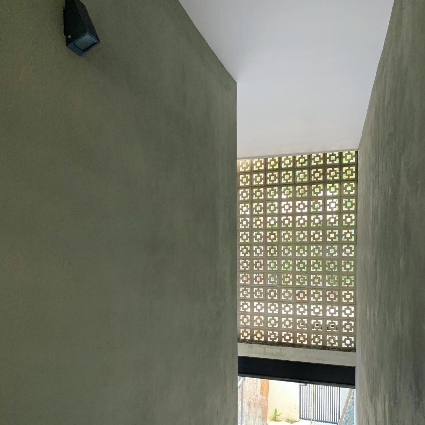 Las Palmas Studios — 8