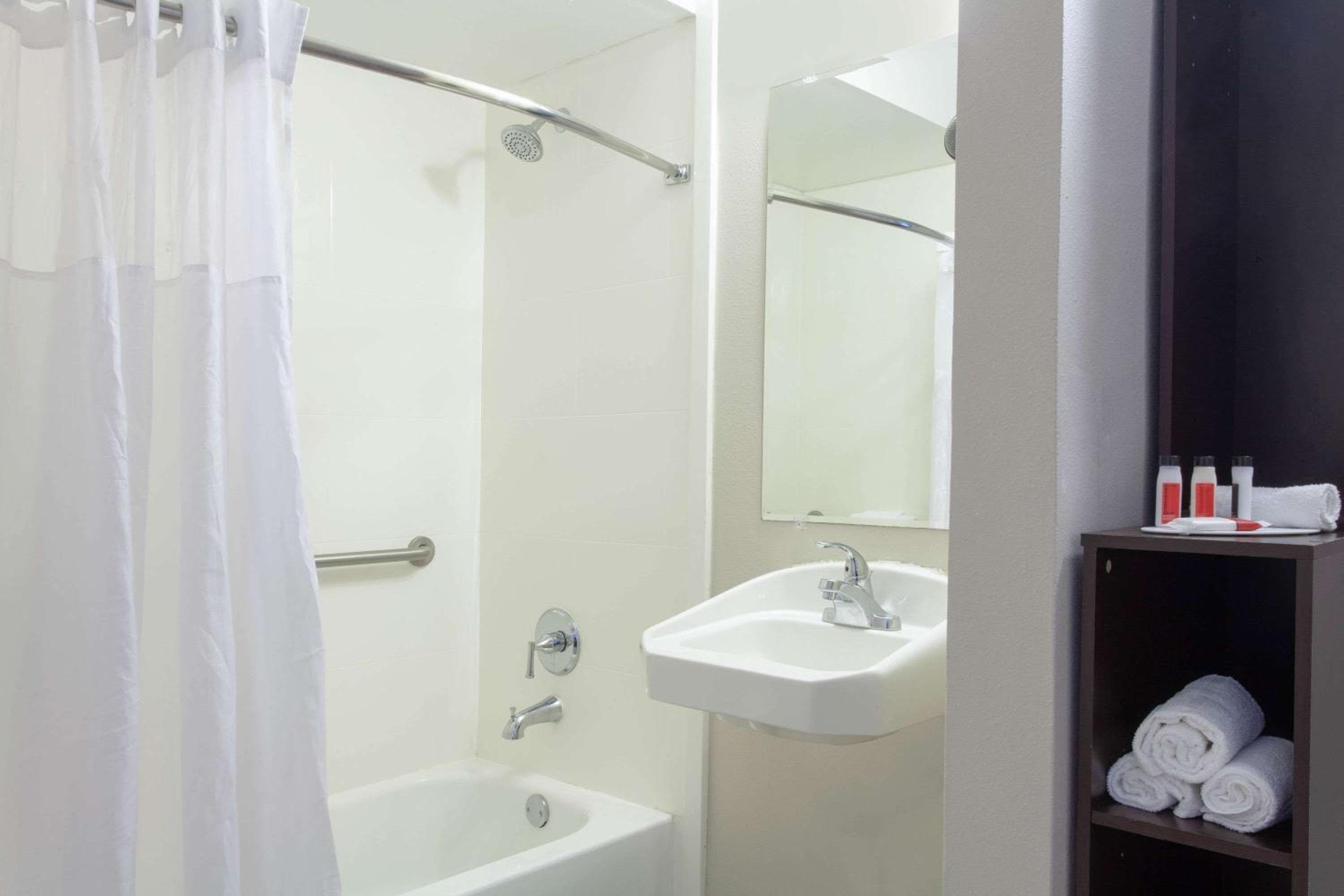 Grand Hotel Orlando all'Universal Blvd — 4