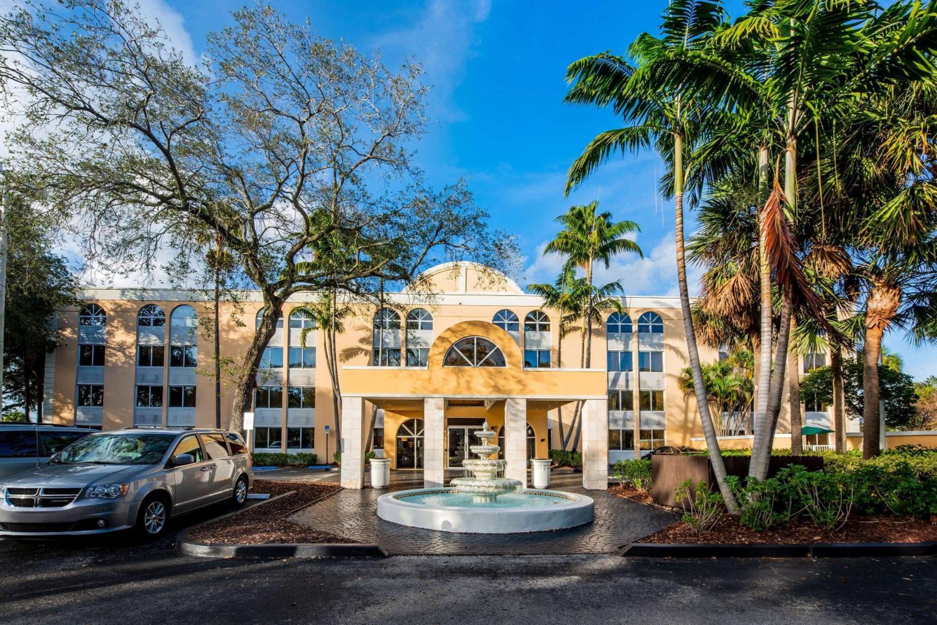 La Quinta by Wyndham Fort Lauderdale Tamarac — 8