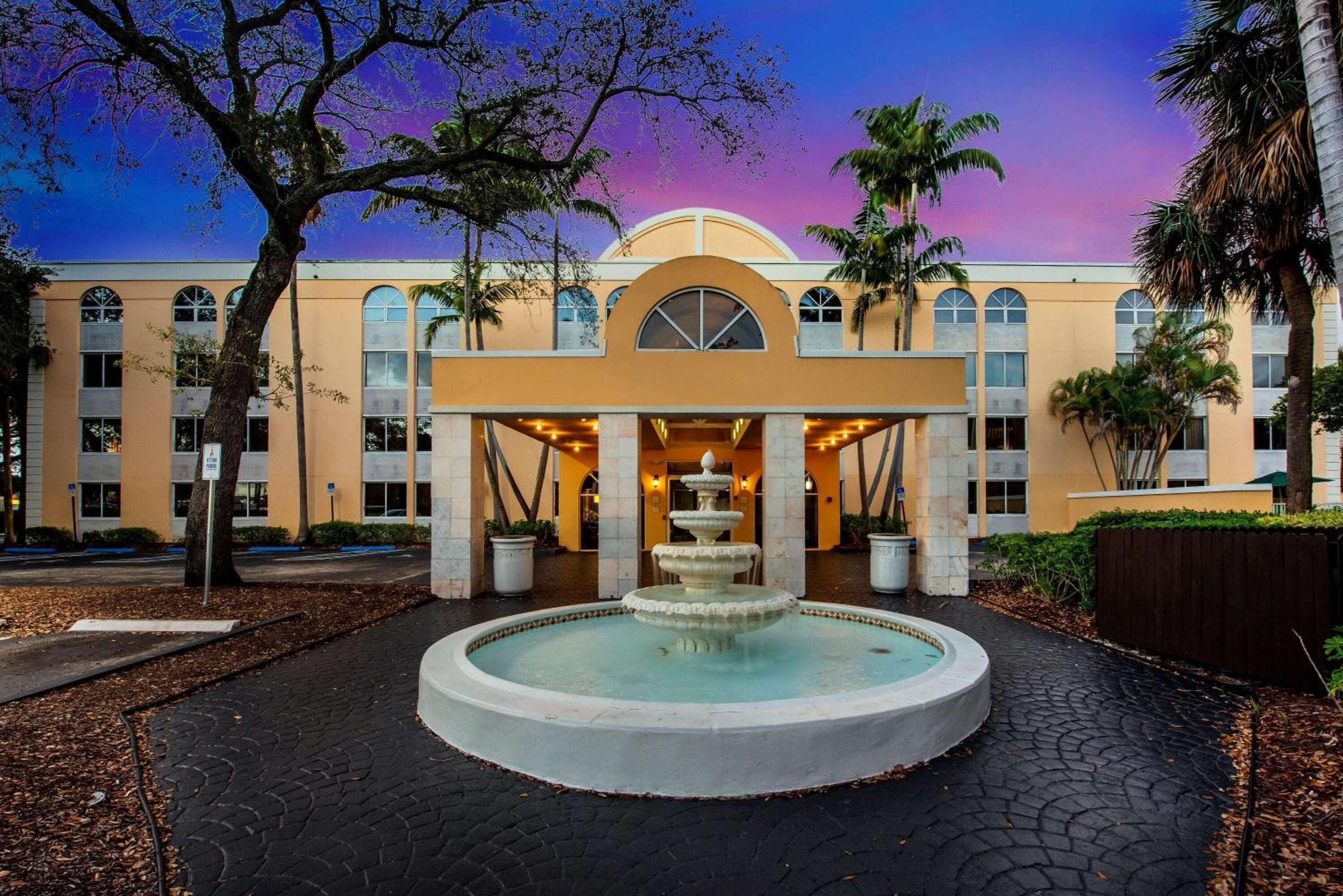 La Quinta by Wyndham Fort Lauderdale Tamarac — 6