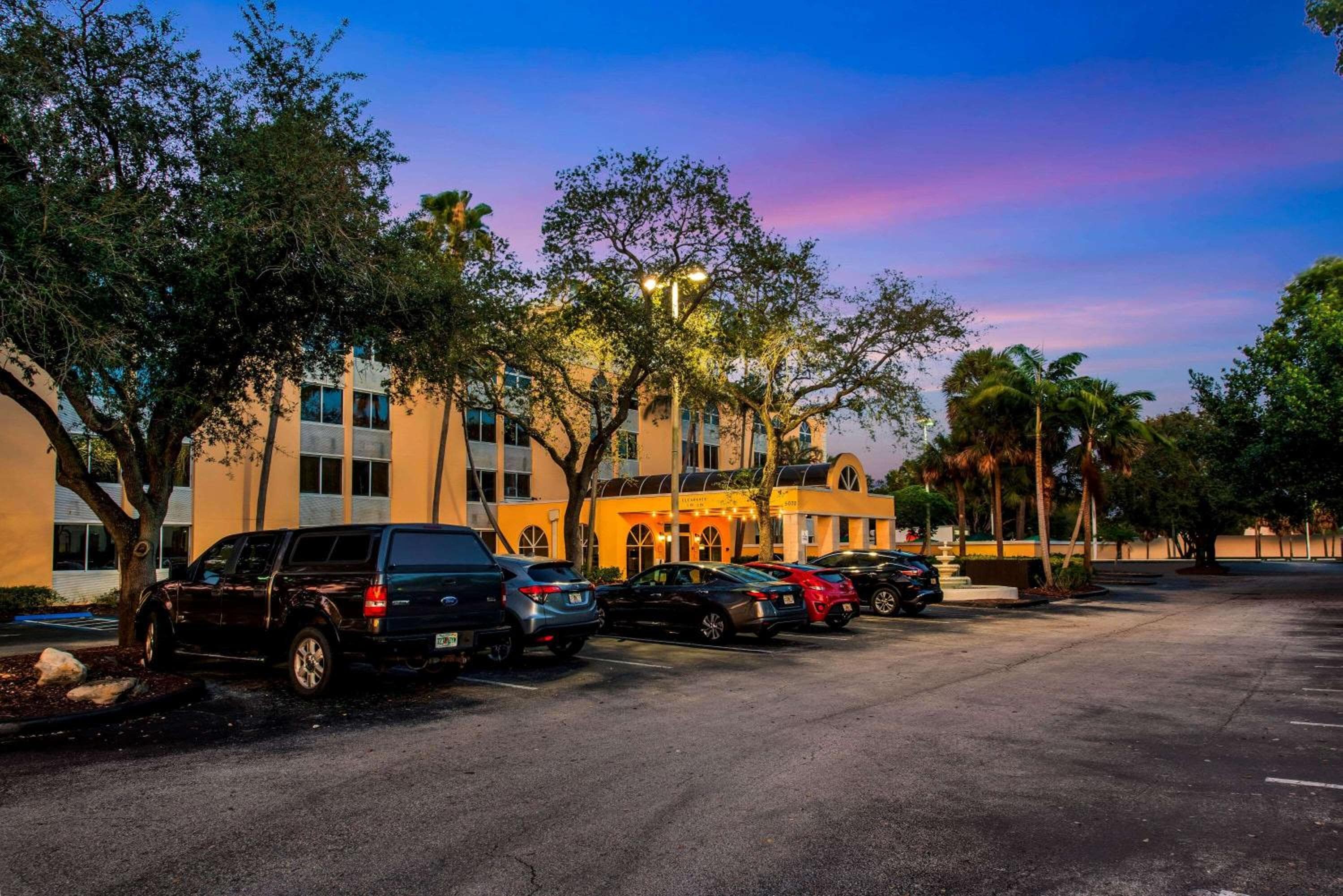 La Quinta by Wyndham Fort Lauderdale Tamarac — 1