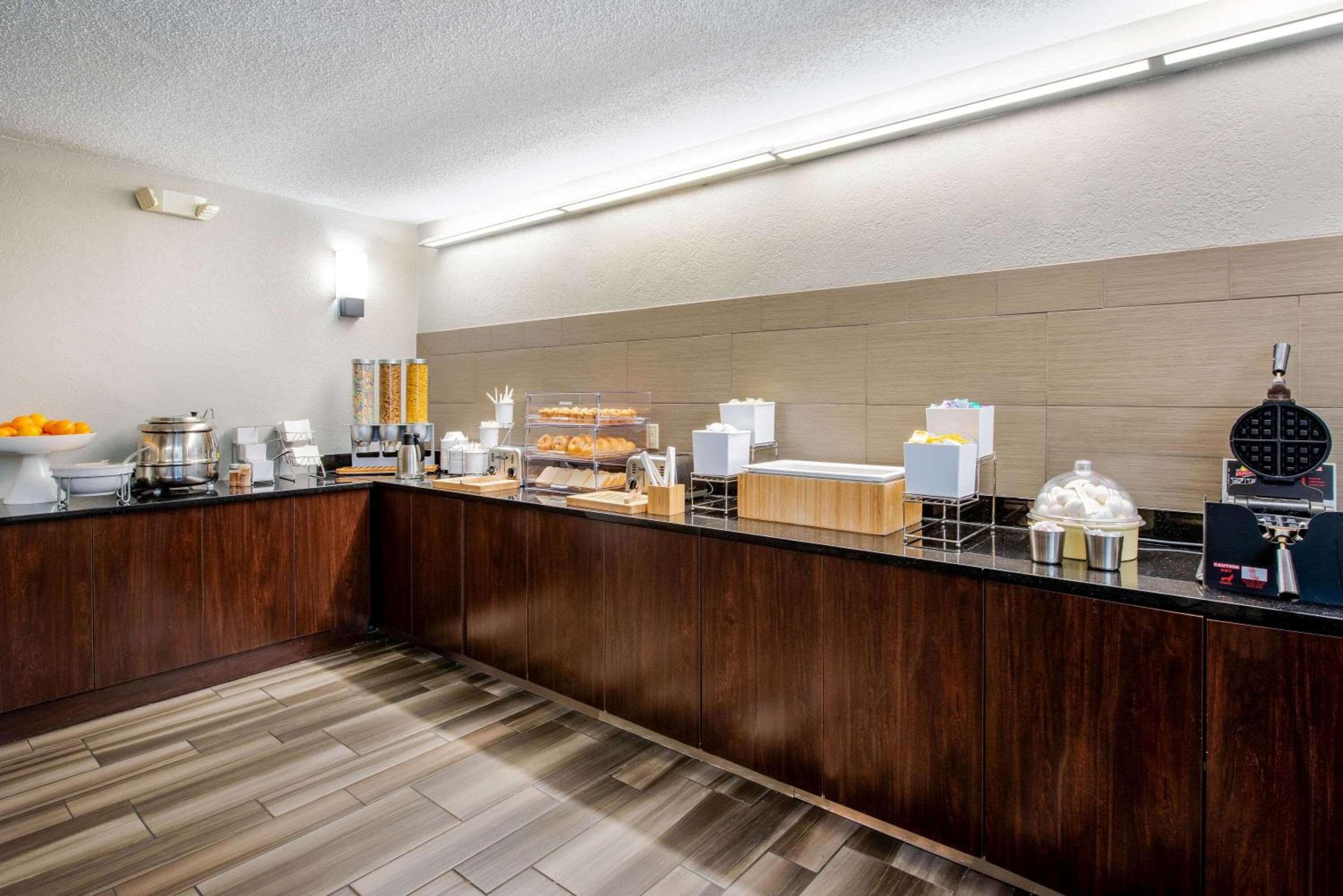 La Quinta by Wyndham Fort Lauderdale Tamarac — 13