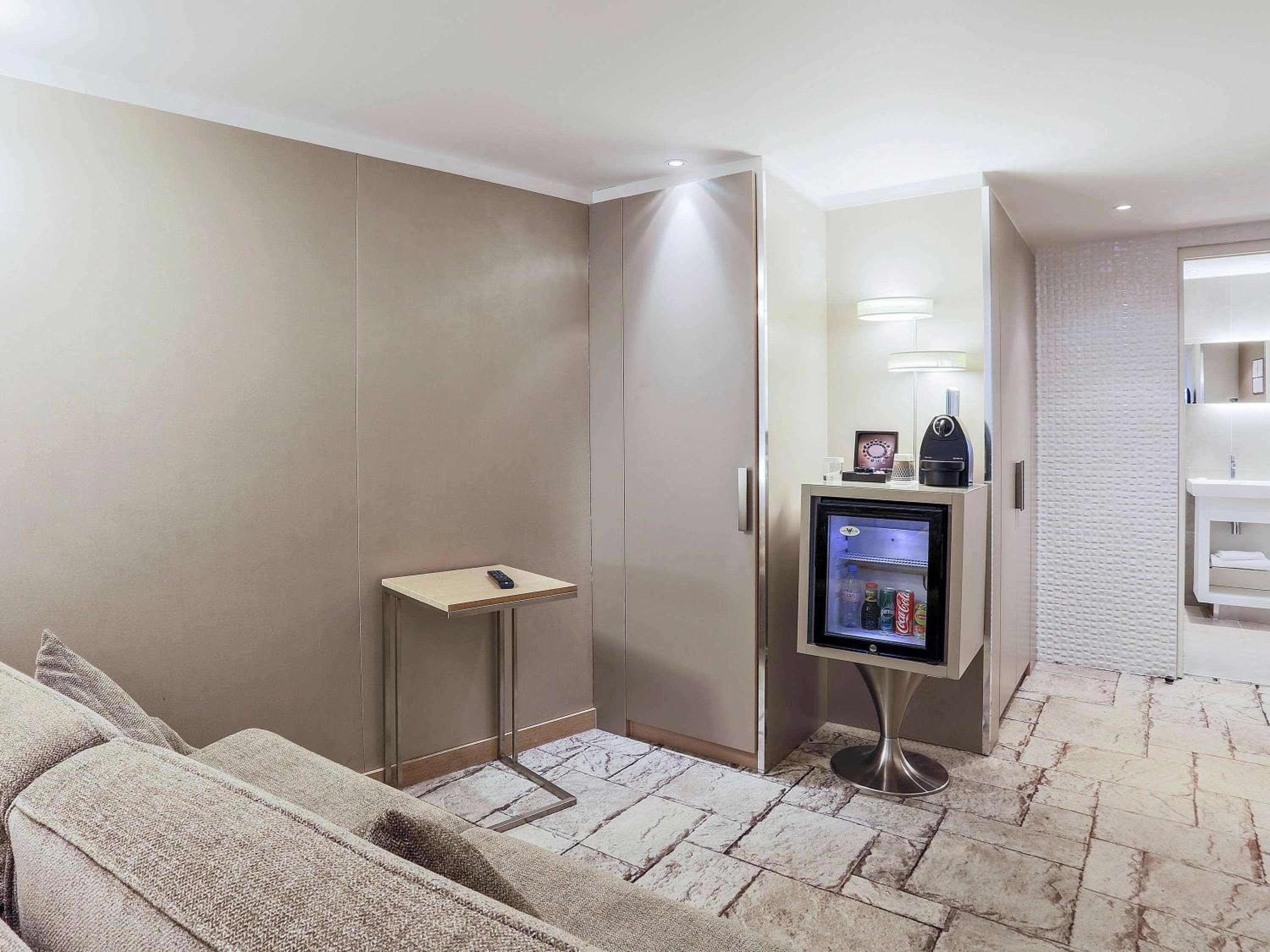 Mercure Paris Vaugirard Porte De Versailles — 19
