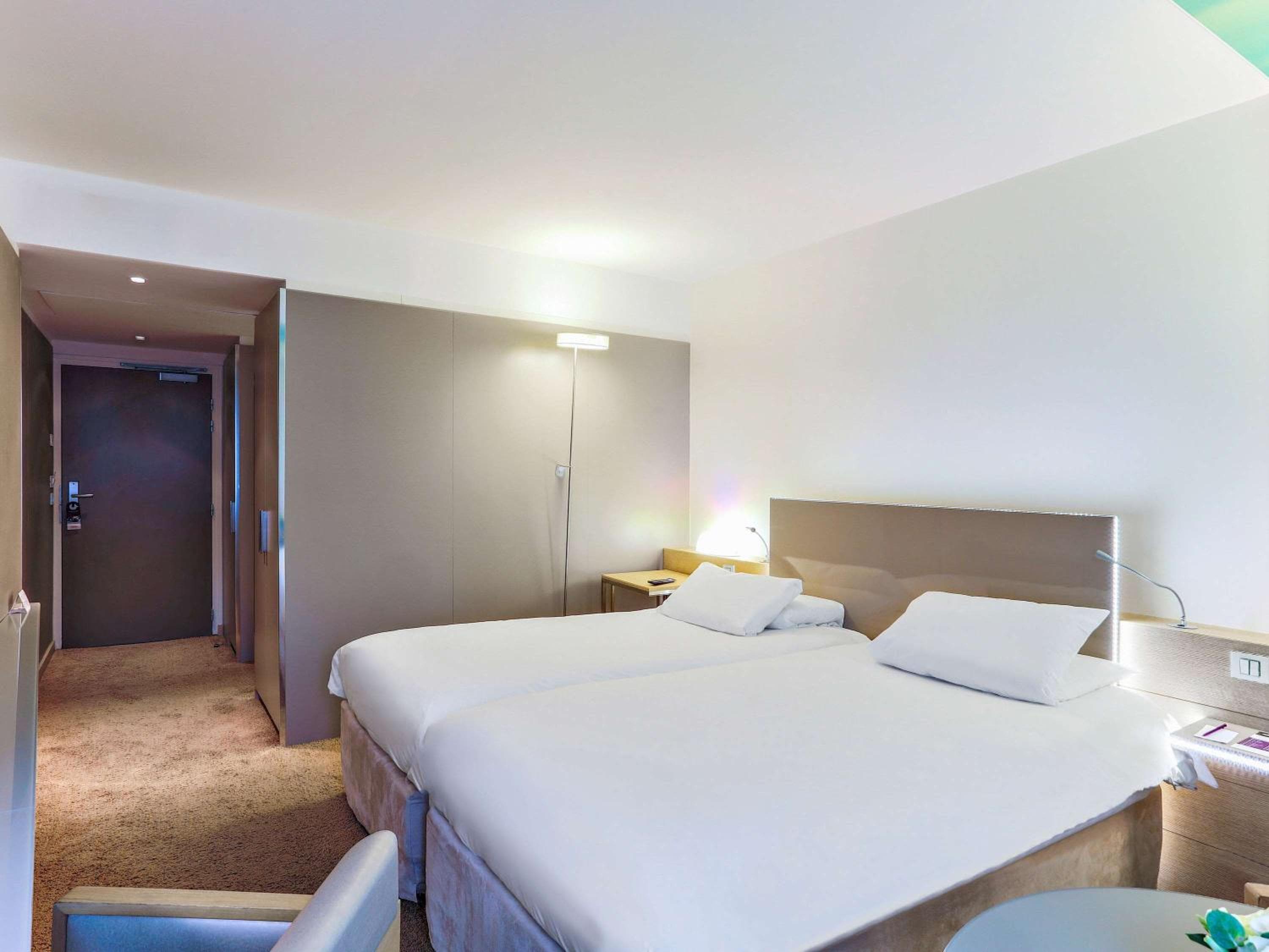 Mercure Paris Vaugirard Porte De Versailles — 23