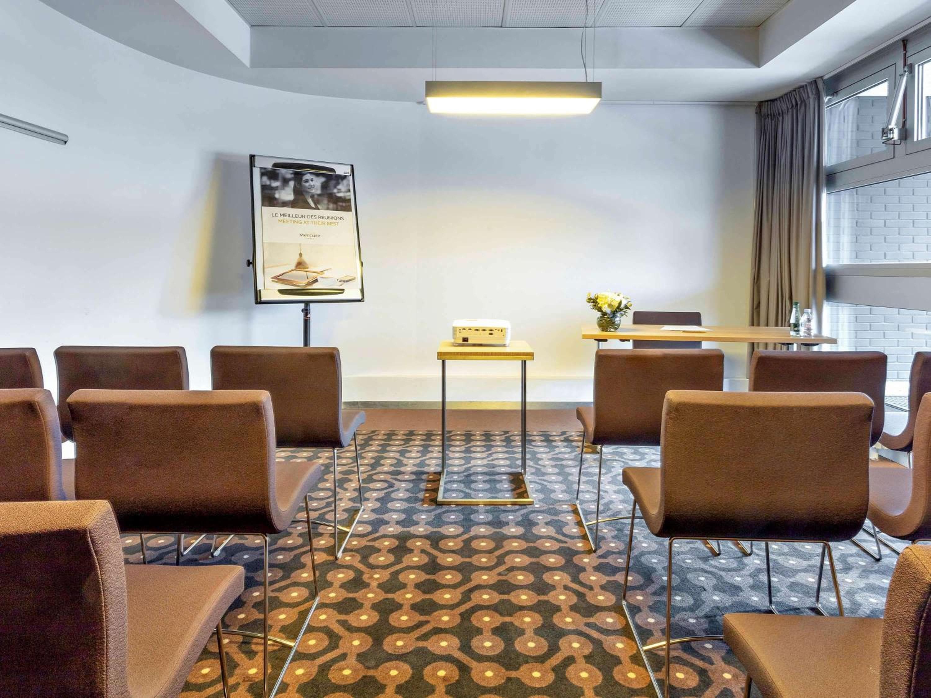 Mercure Paris Vaugirard Porte De Versailles — 29