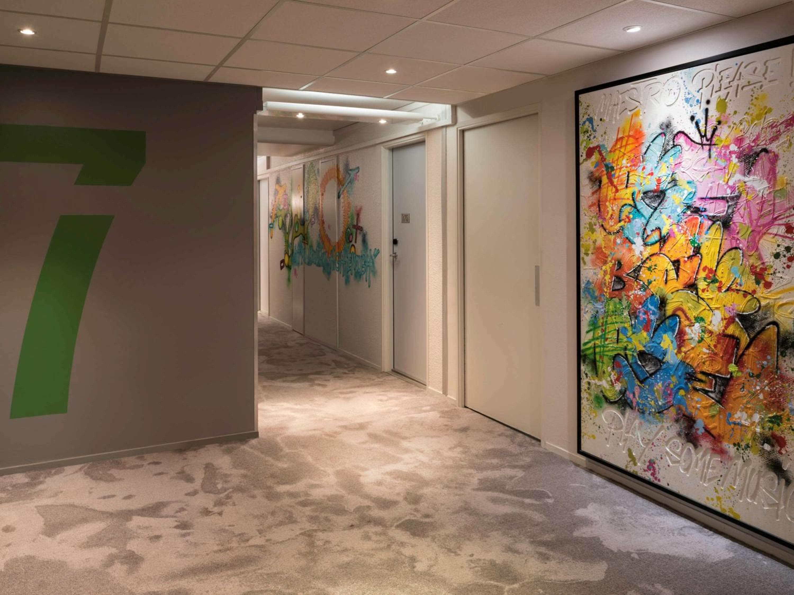 ibis Styles Paris Bercy — 9