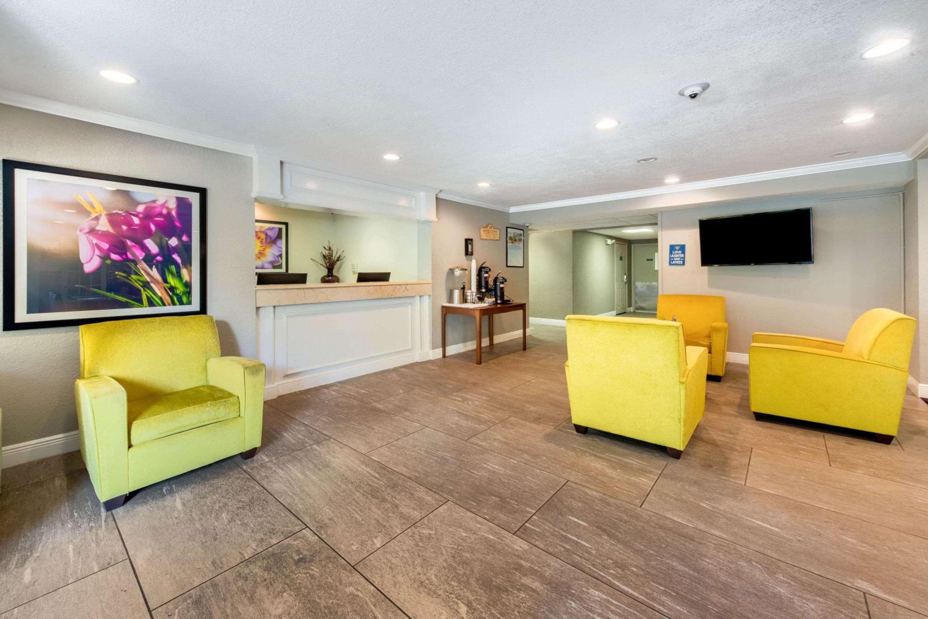 La Quinta Inn by Wyndham Ft. Lauderdale Tamarac East — 11