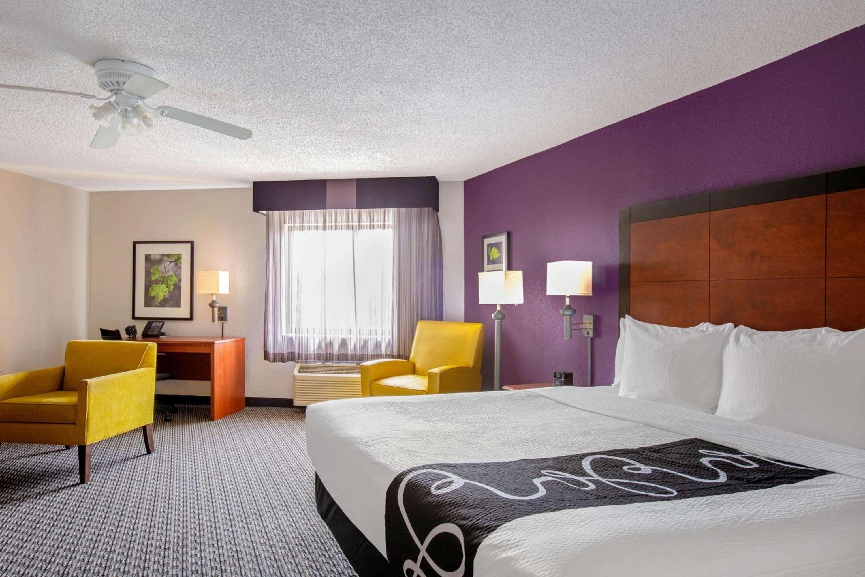 La Quinta by Wyndham Miami Airport East — 8