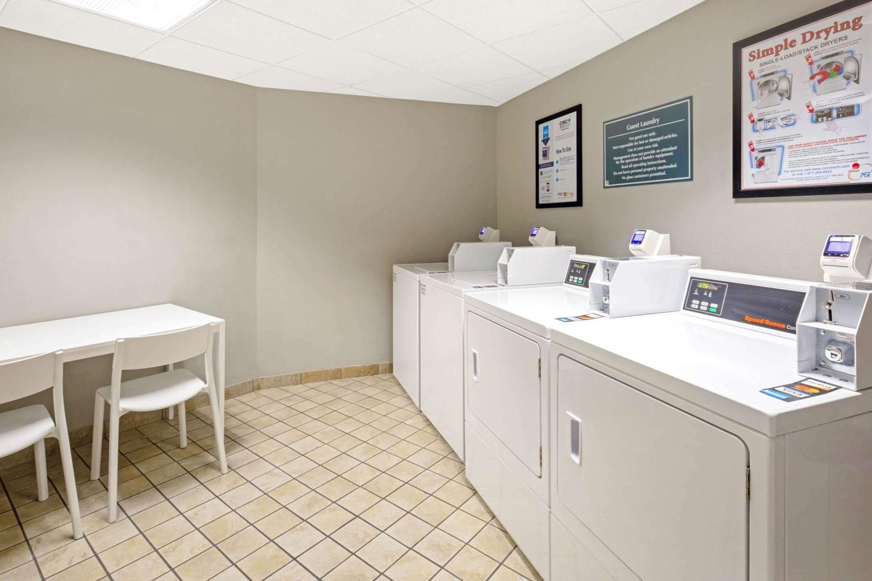 La Quinta by Wyndham Miami Airport East — 22