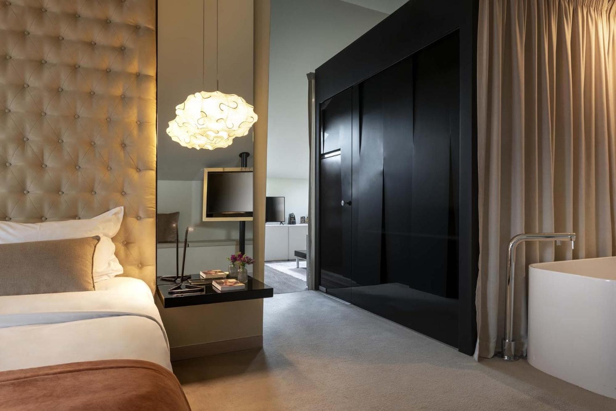9Hotel Mercy — 19