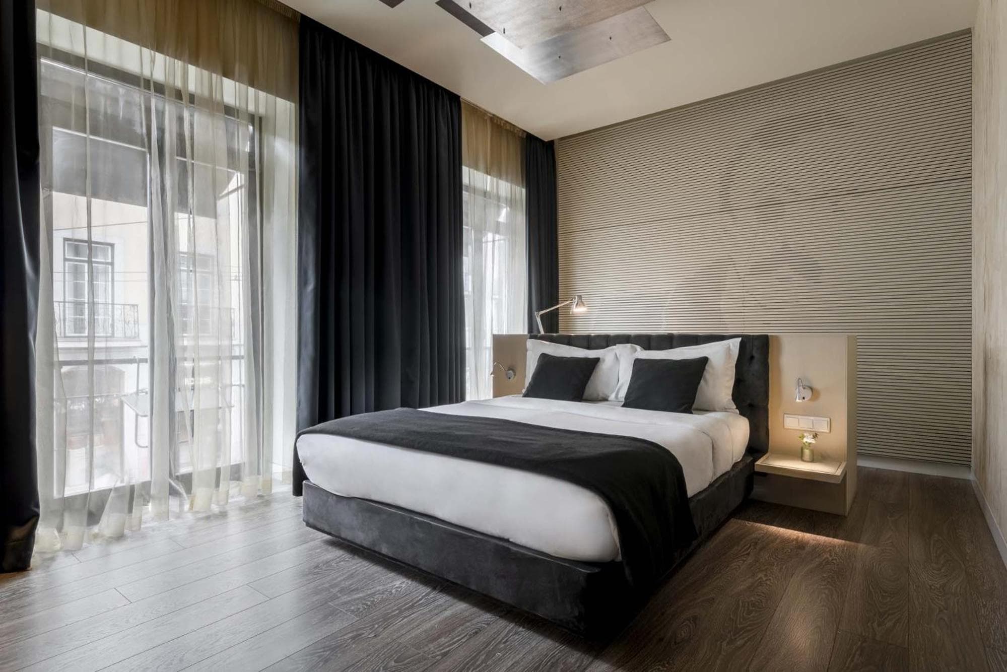 9Hotel Mercy — 9