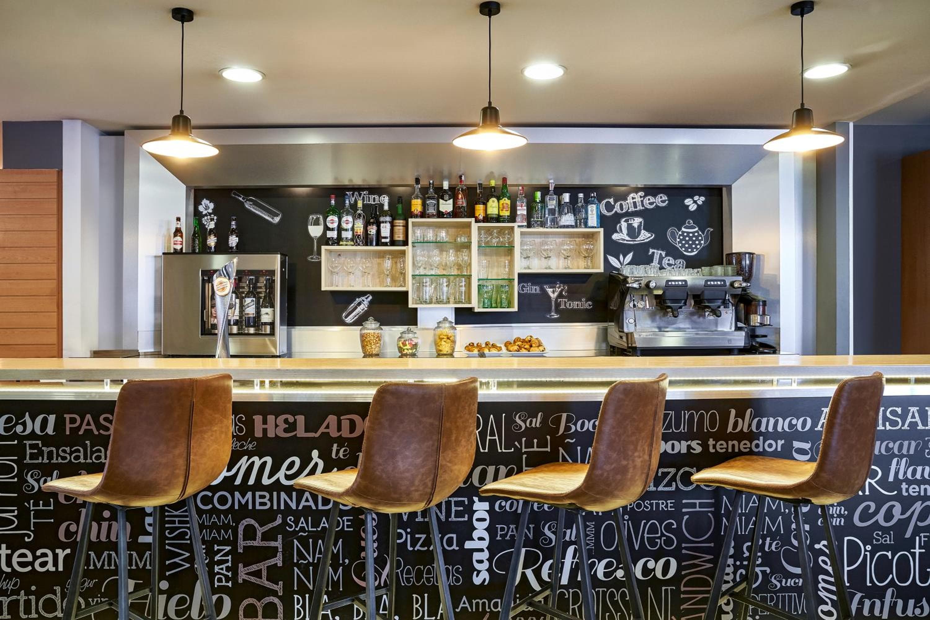 Ibis Barcelona Meridiana — 30