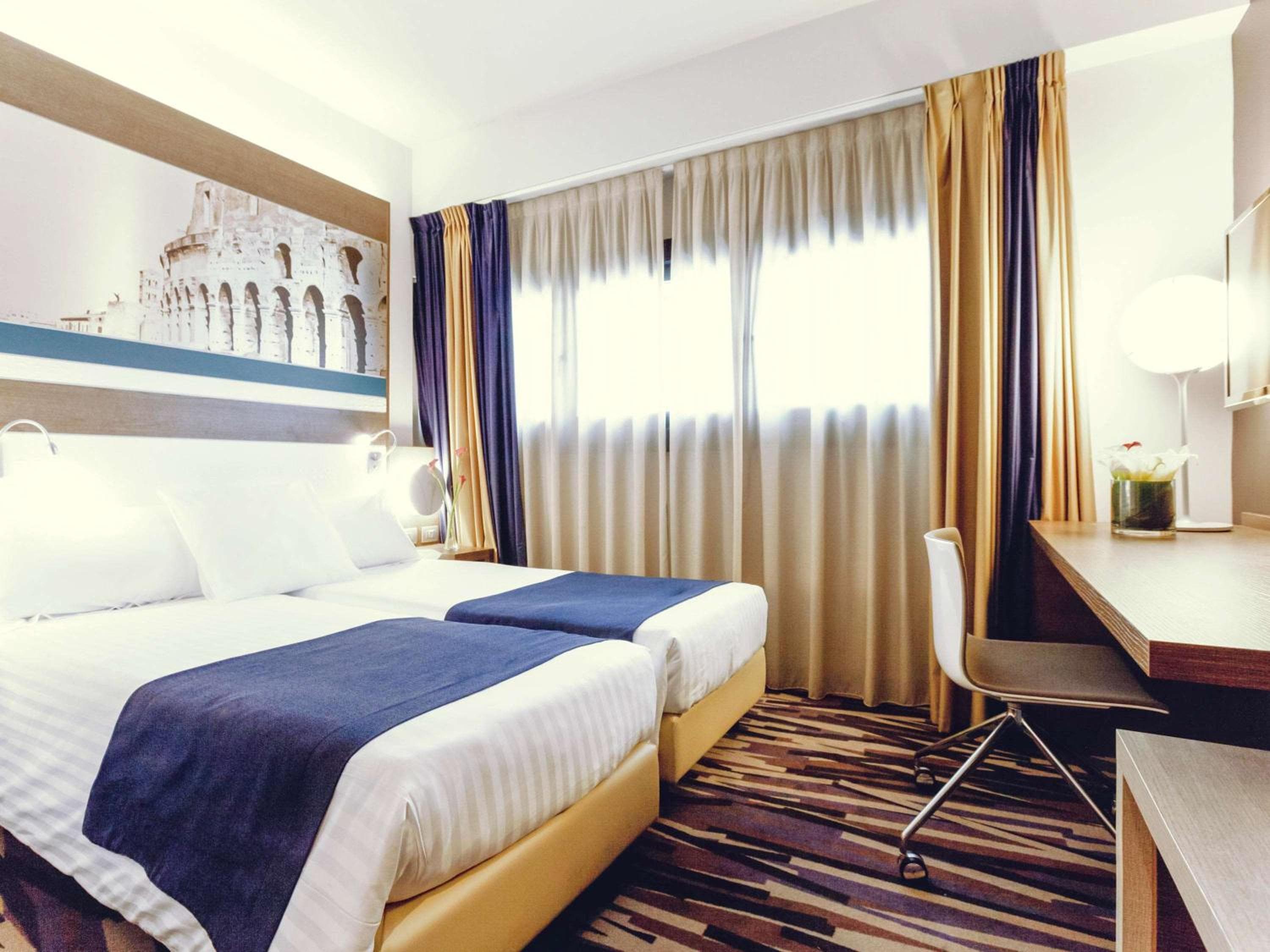 Mercure Roma Centro Colosseo — 7
