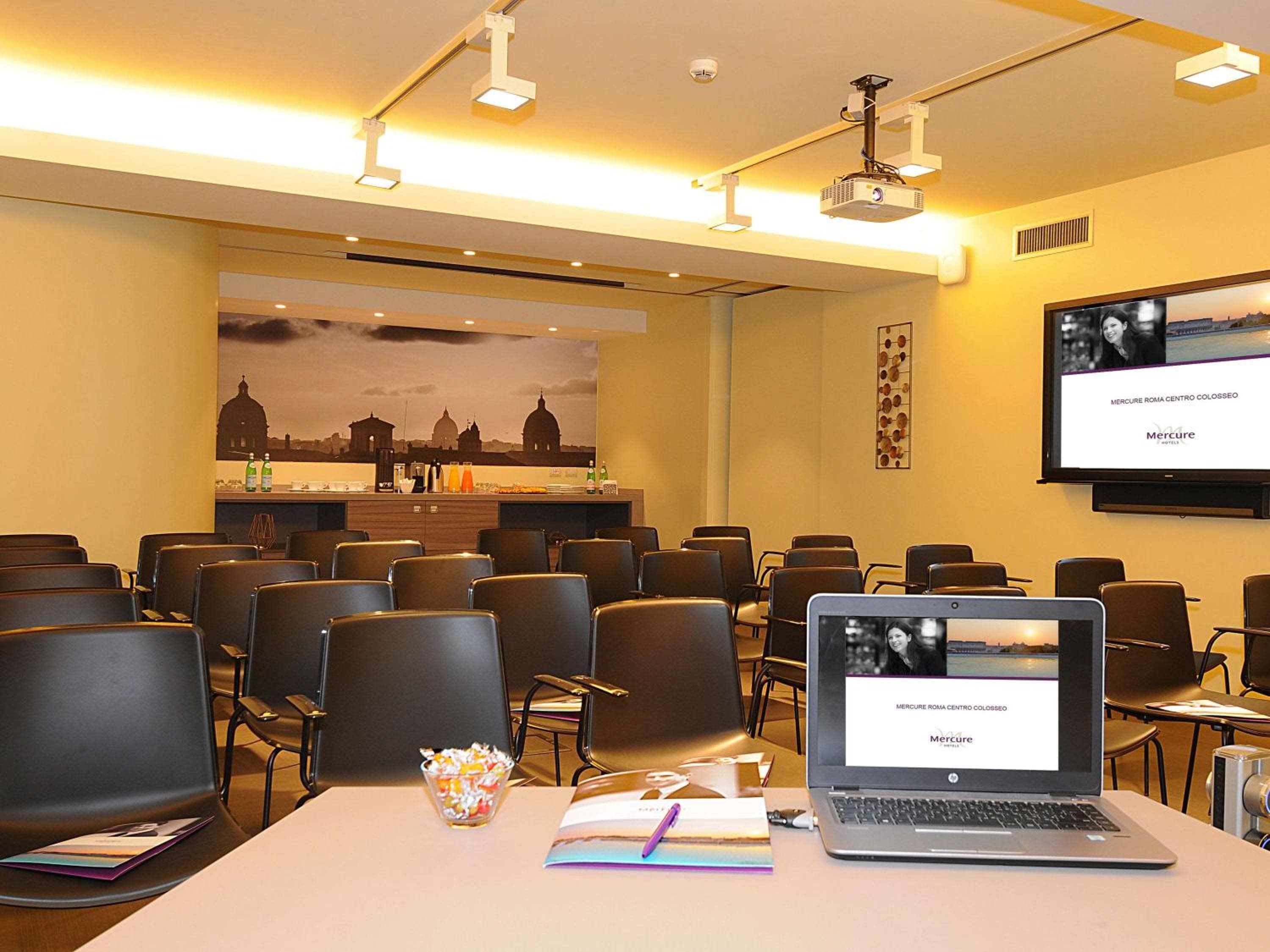 Mercure Roma Centro Colosseo — 22