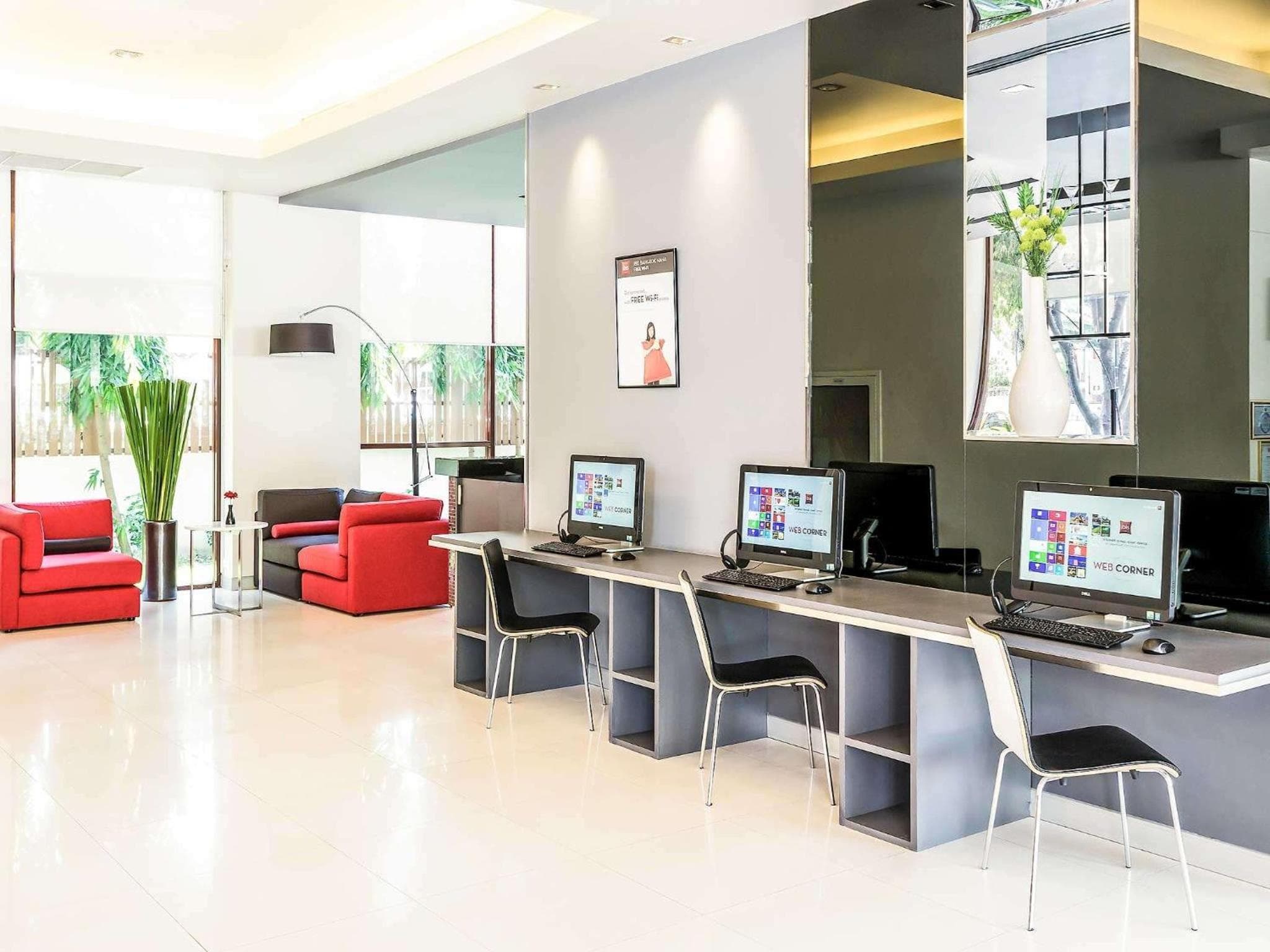 Ibis Bangkok Sukhumvit 4 — 10