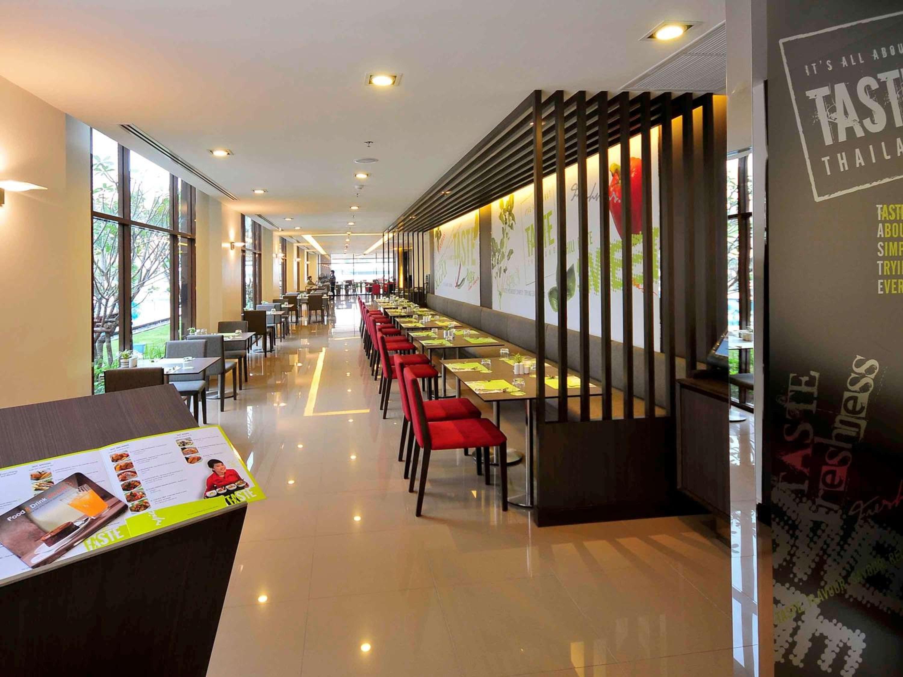 Ibis Bangkok Riverside — 17