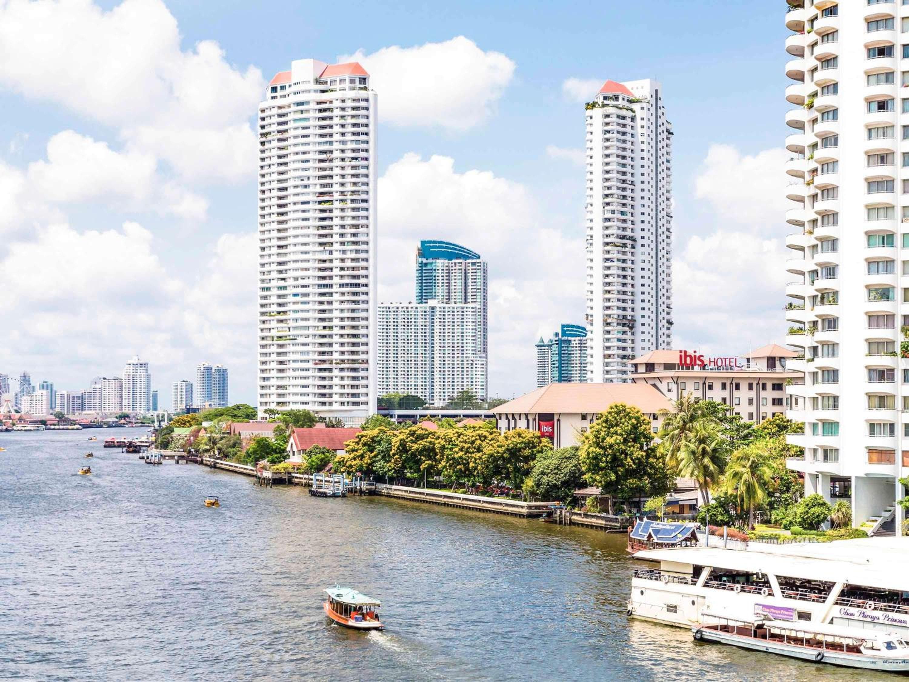Ibis Bangkok Riverside — 24