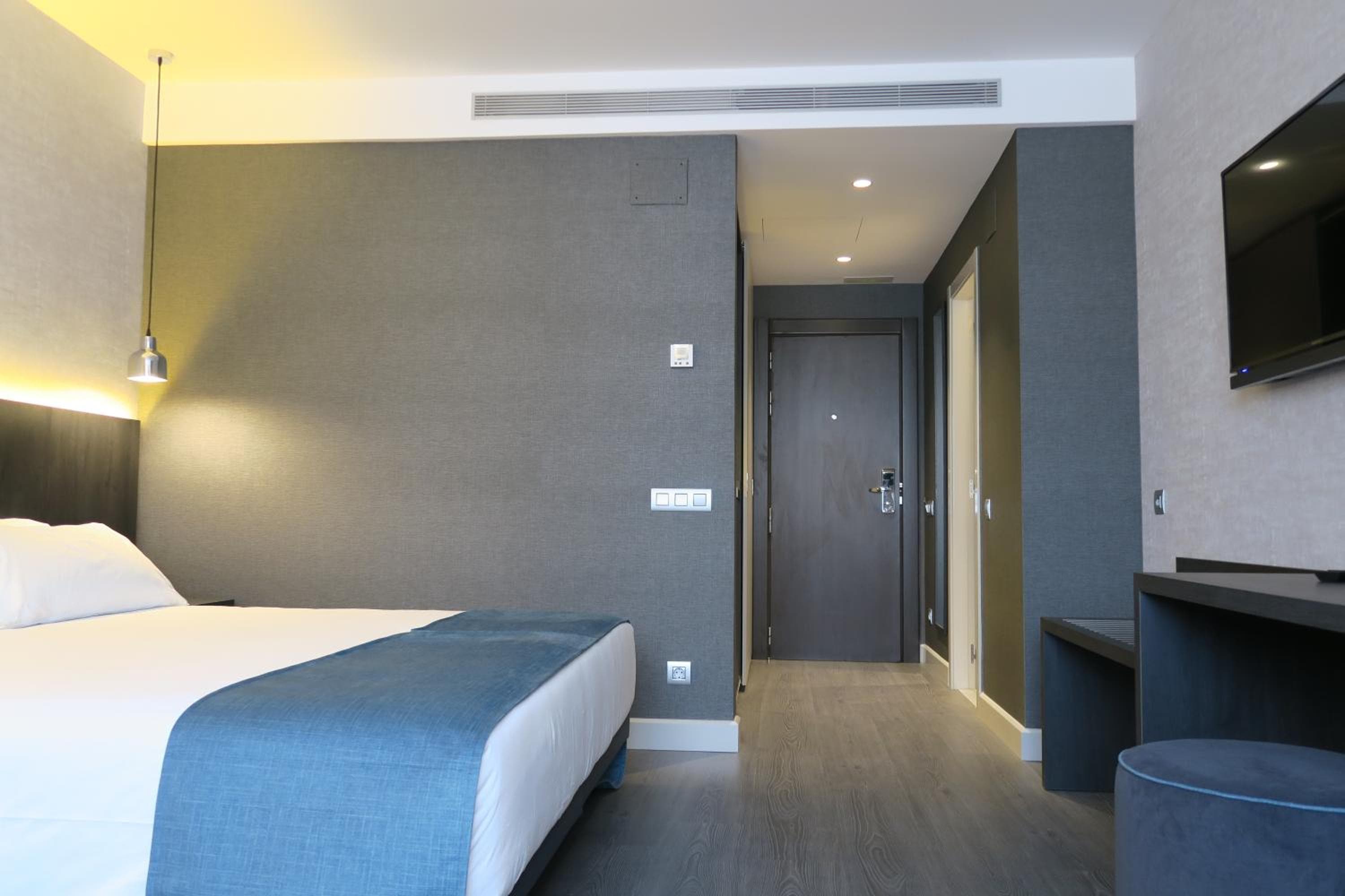HG City Suites Barcelona — 26