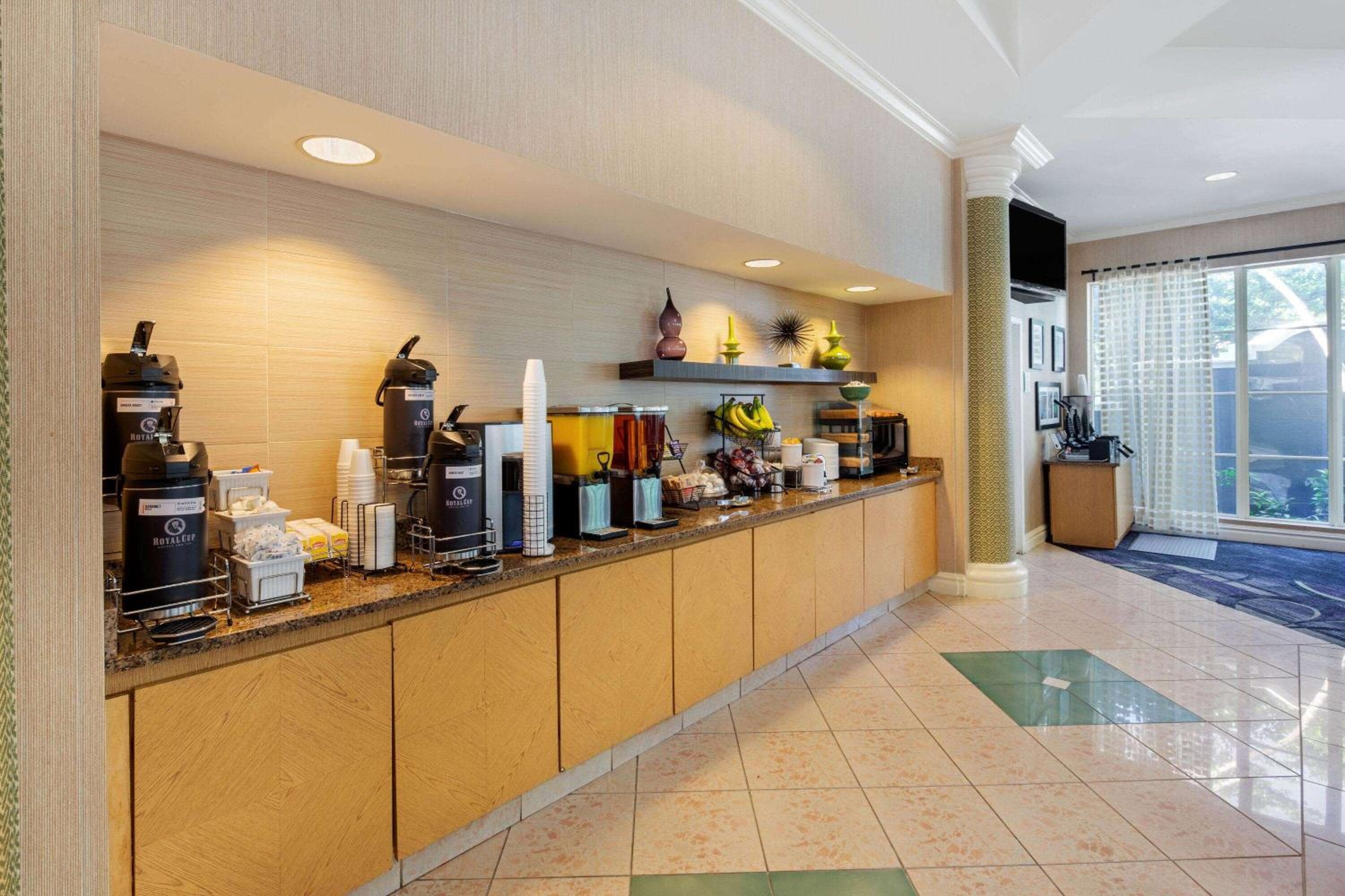 La Quinta by Wyndham Ft. Lauderdale Plantation — 3