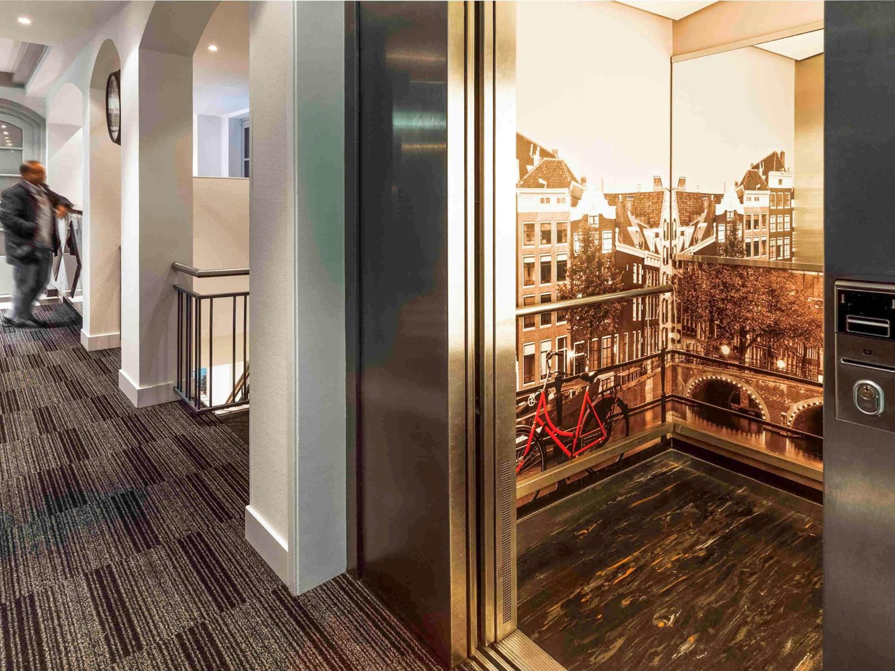 ibis Styles Amsterdam Central Station — 29