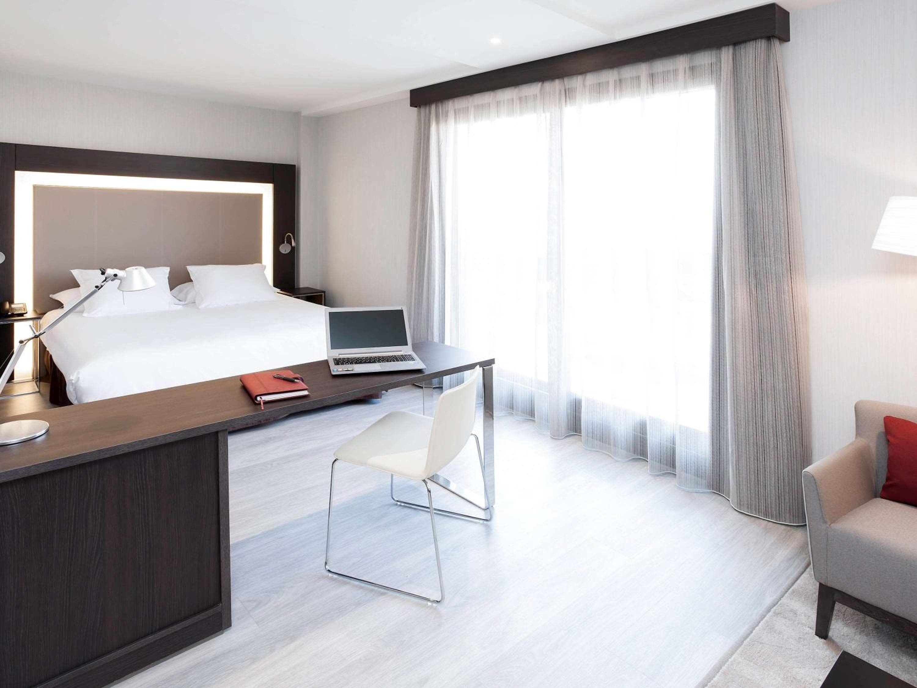 Novotel Madrid Centro — 8